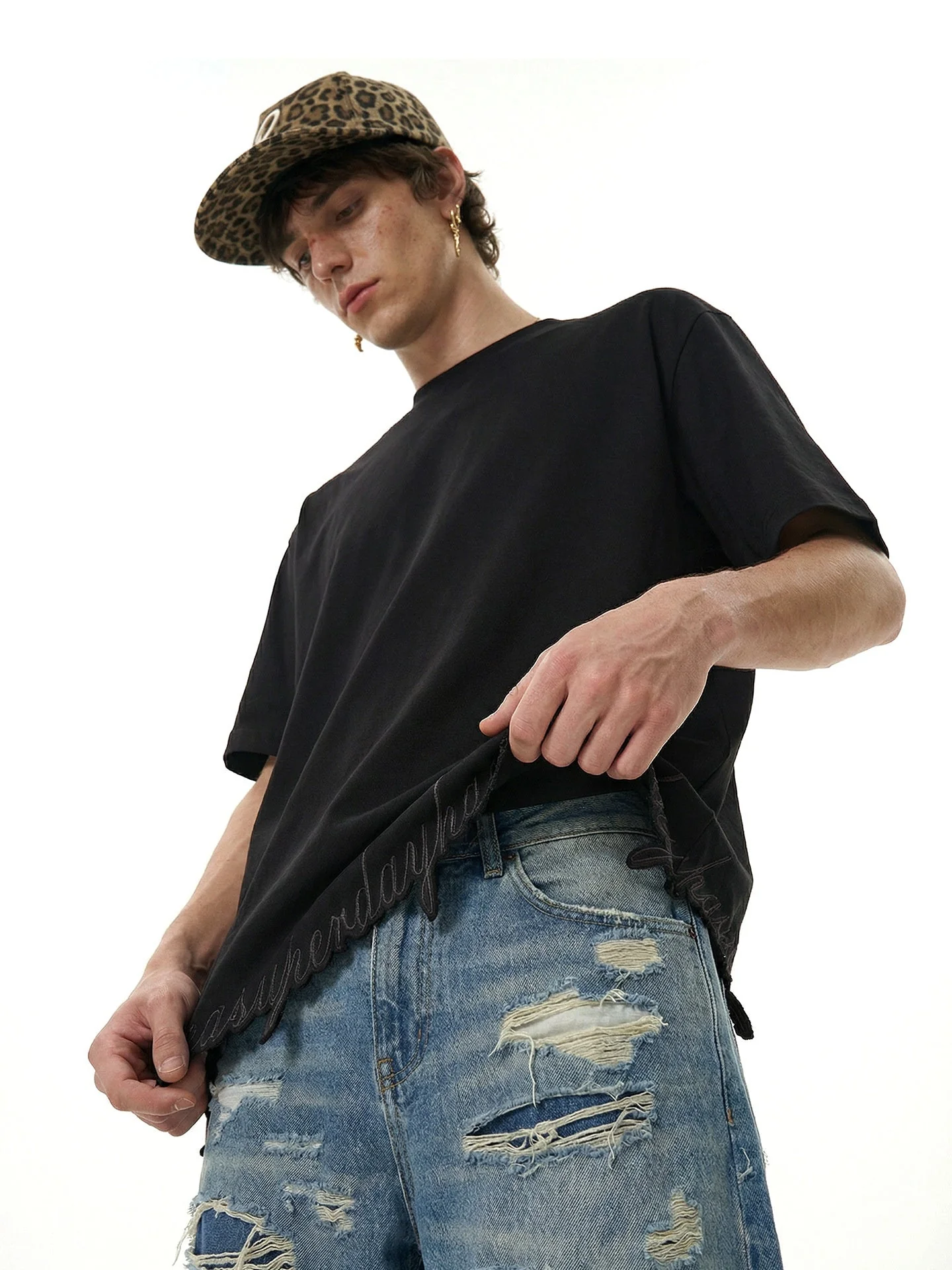 Hem Embroidery Design T-shirts - Image 3