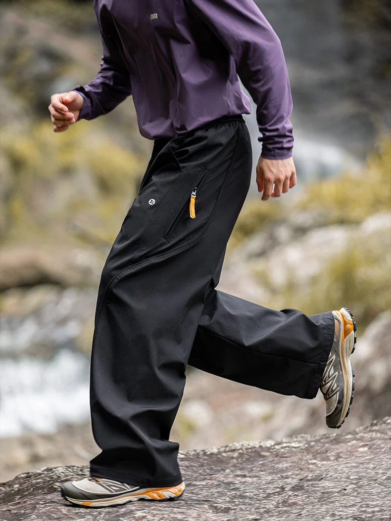 Liber Autumn Men's Cargo Trousers - Image 8
