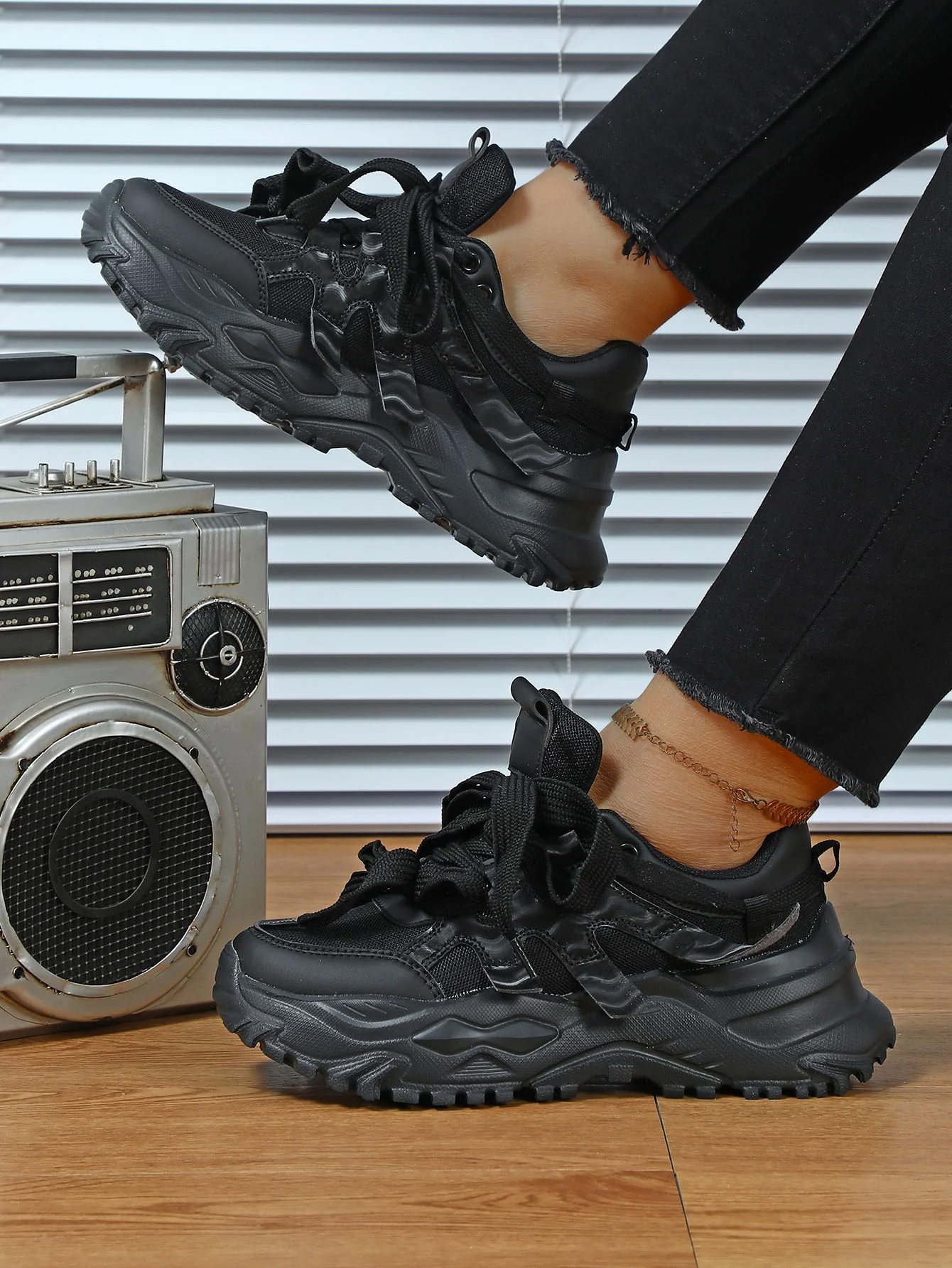 Platform Women's Casual Sneakers - Image 18