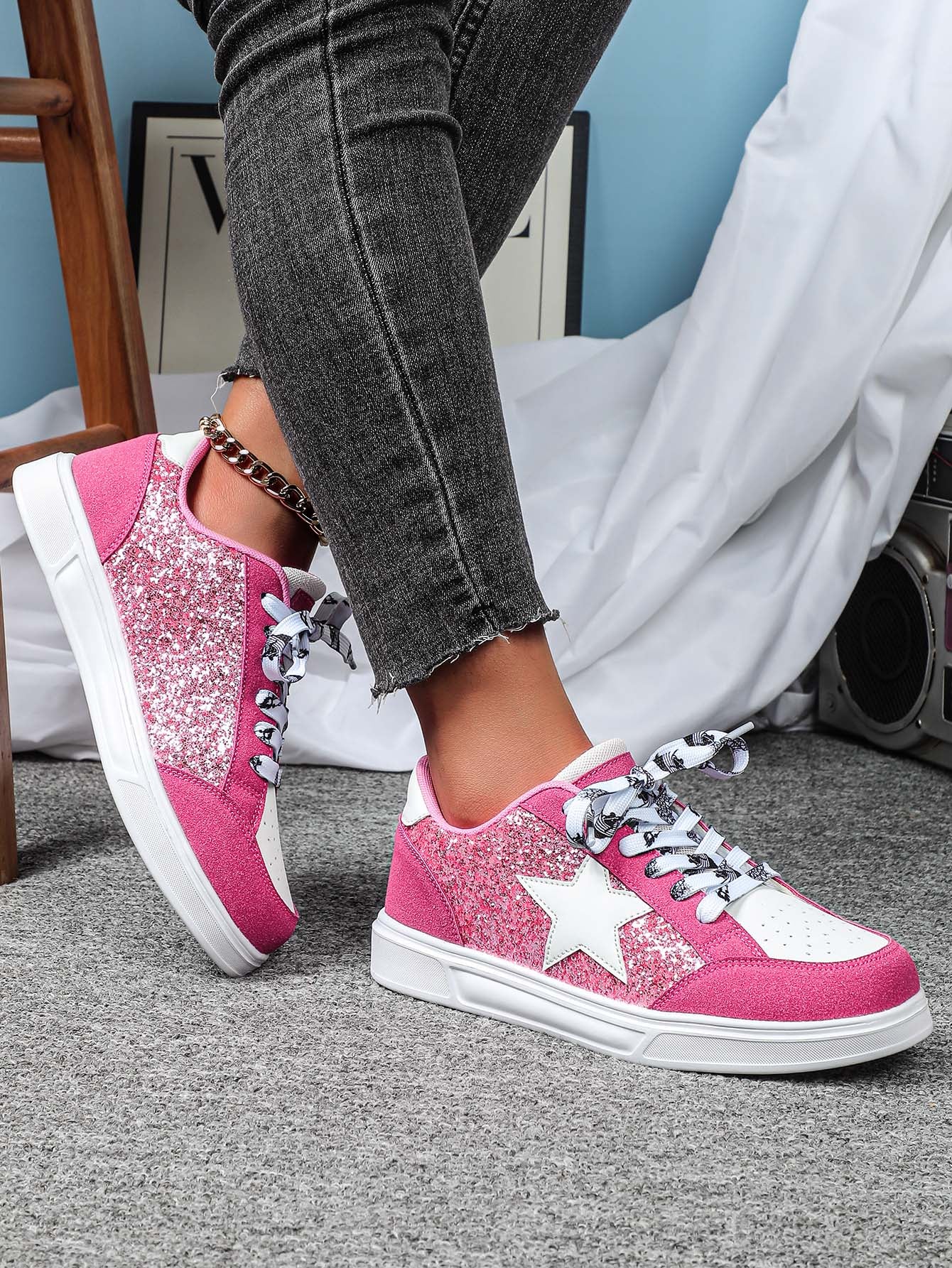 Women's Sneakers With Five-pointed Star Sequins - Image 14