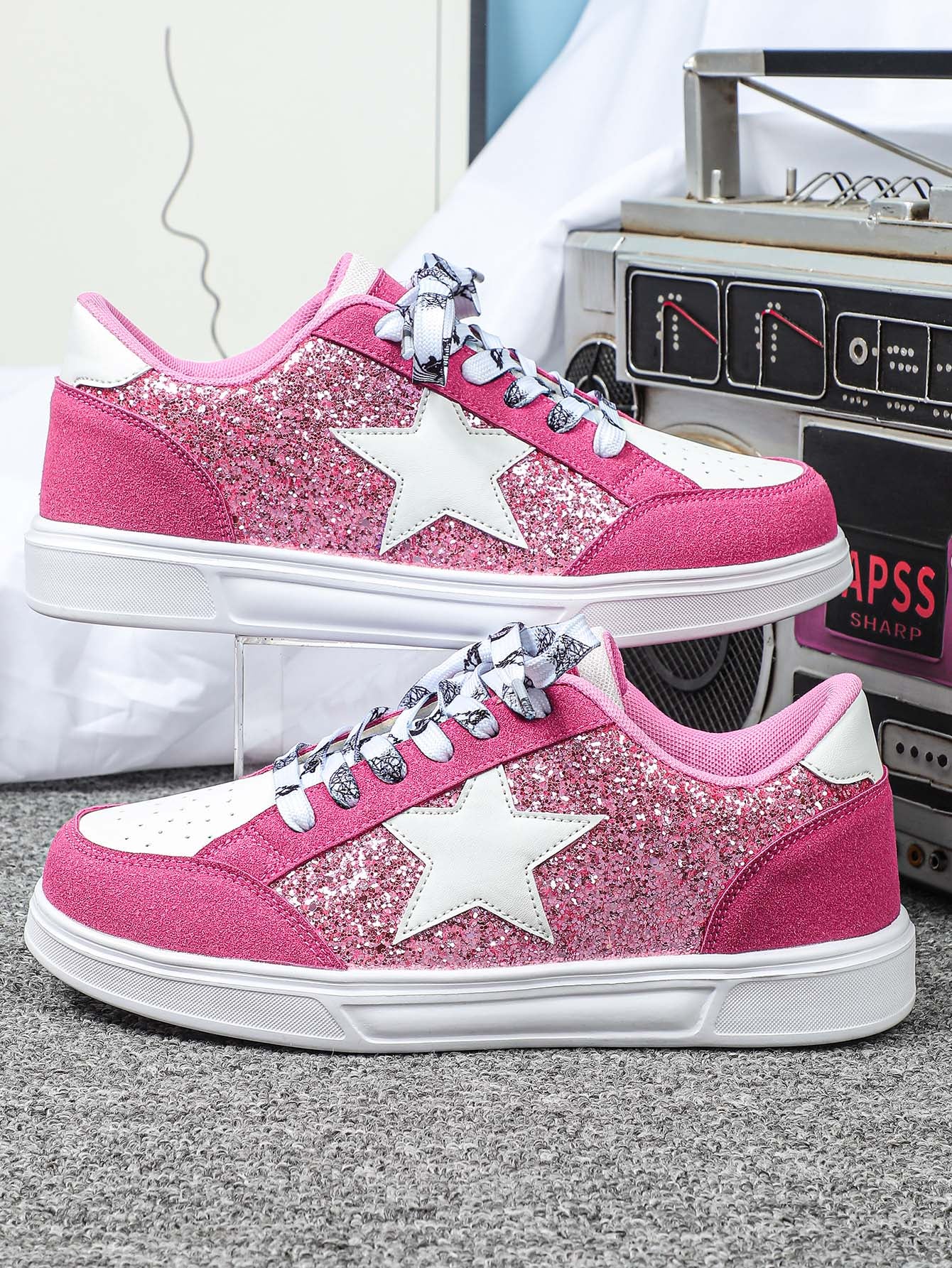 Women's Sneakers With Five-pointed Star Sequins - Image 16