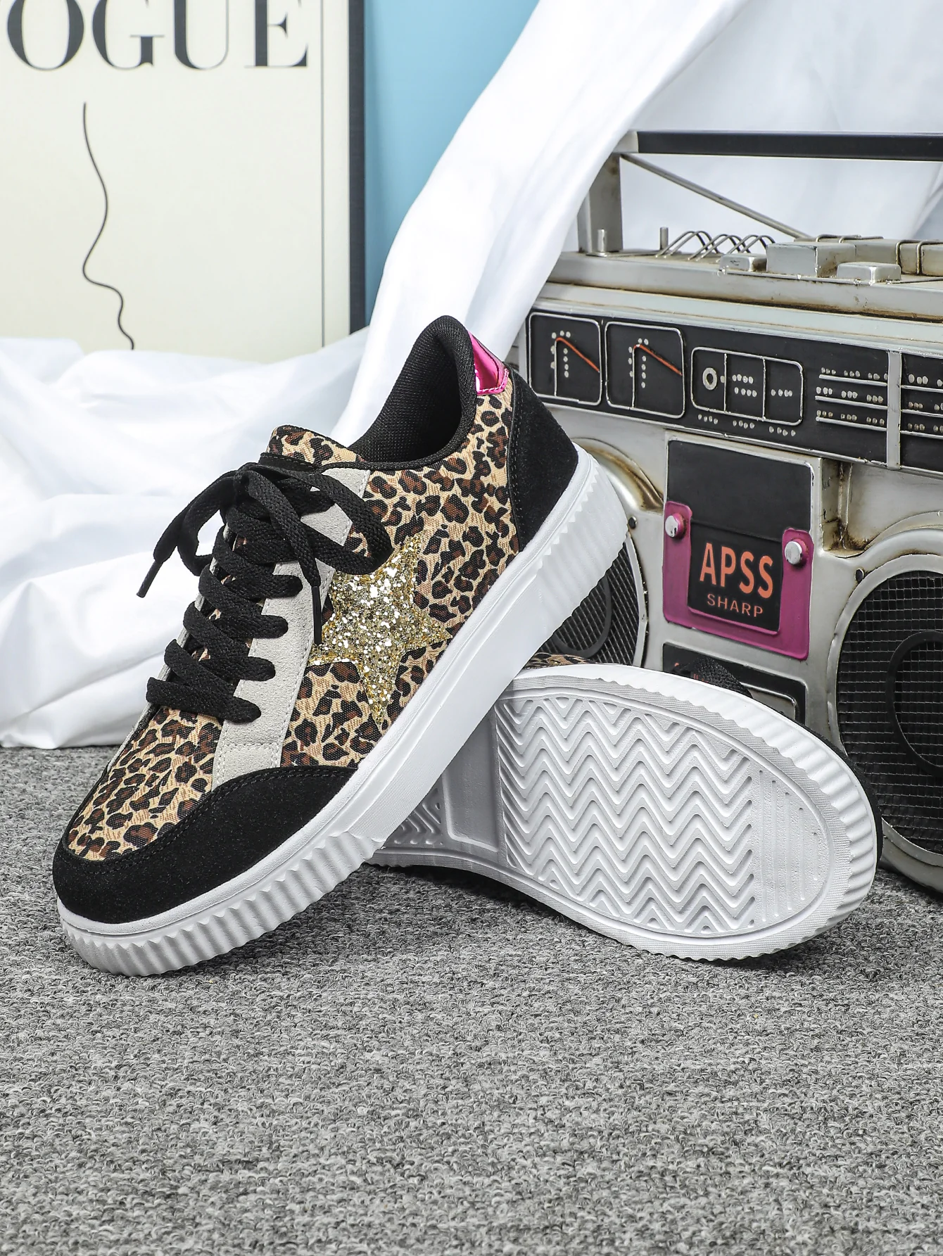 Leopard Print Unisex Casual Sneakers - Image 4