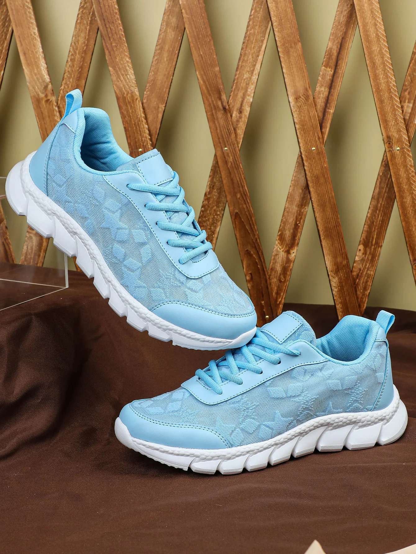 Floral Mesh Women's Casual Sneakers - Image 16