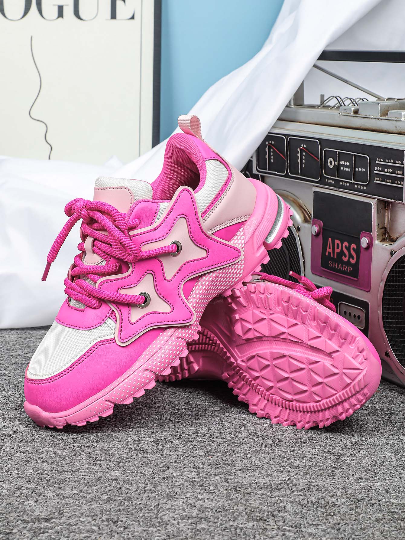 Star-shaped Decorative Women's Casual Sneakers - Image 11