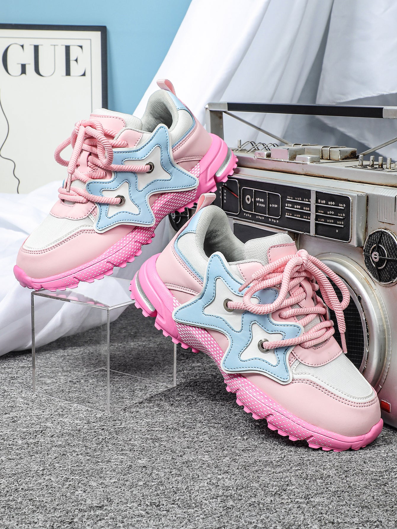 Star-shaped Decorative Women's Casual Sneakers - Image 16