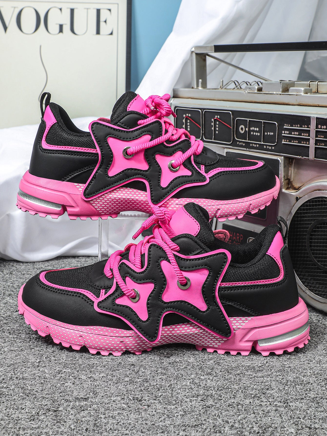 Star-shaped Decorative Women's Casual Sneakers - Image 3