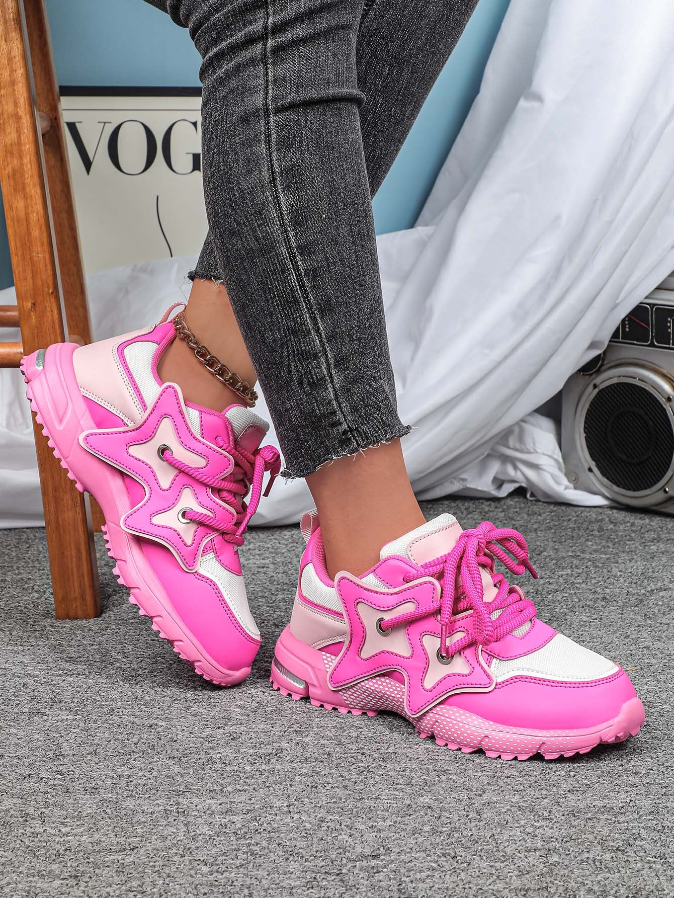 Star-shaped Decorative Women's Casual Sneakers - Image 6