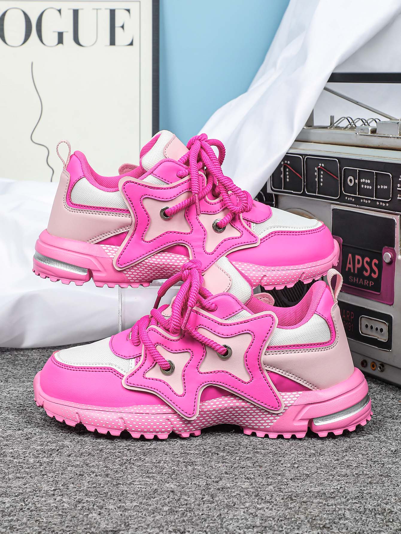 Star-shaped Decorative Women's Casual Sneakers - Image 9