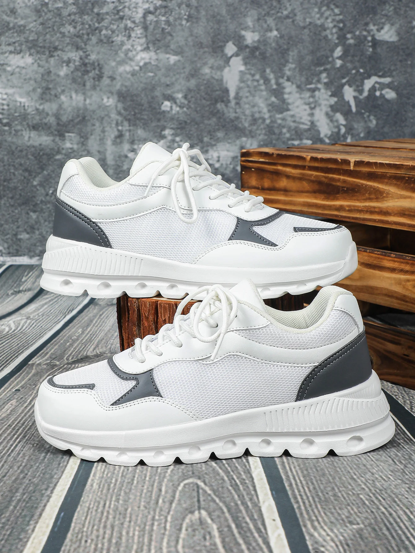 Unisex Casual Sports Shoes - Image 7