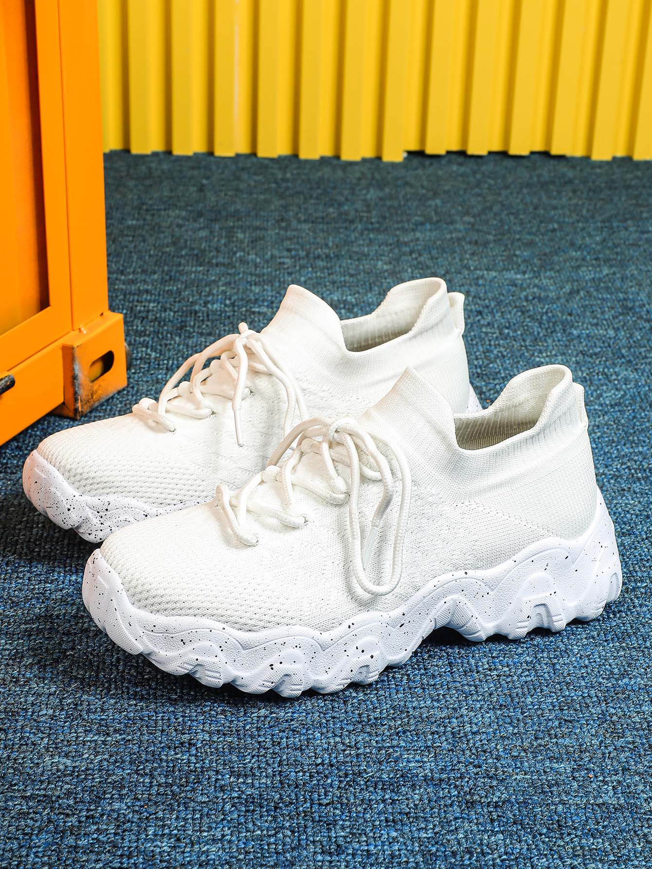 Unisex Casual Sports Shoes - Image 10