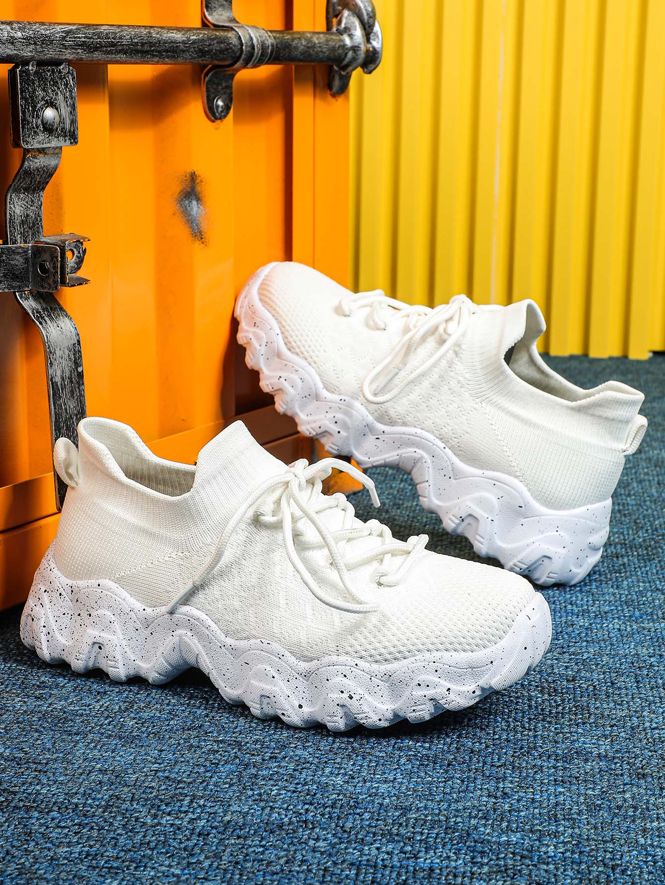 Unisex Casual Sports Shoes - Image 15