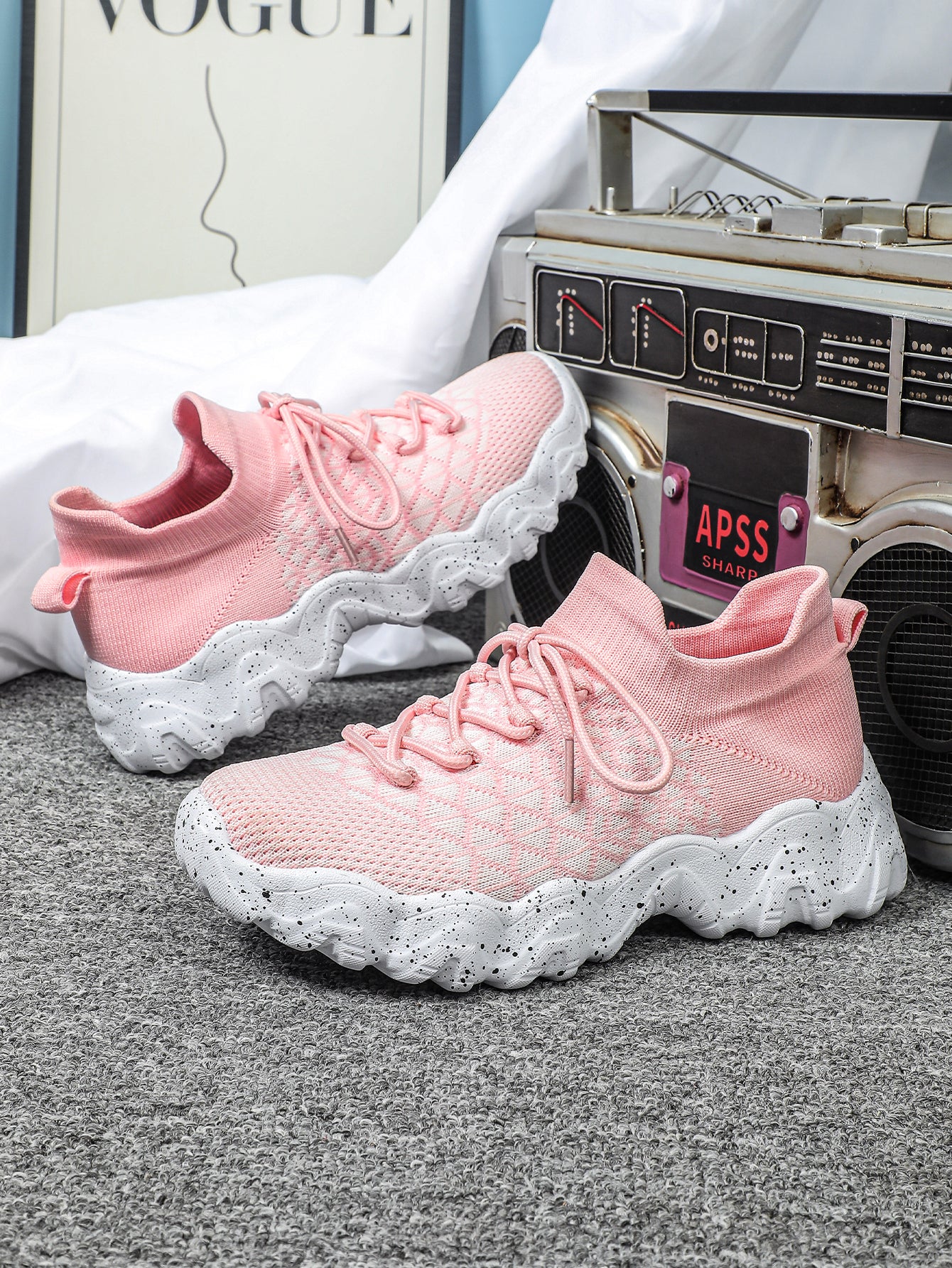 Unisex Casual Sports Shoes - Image 3