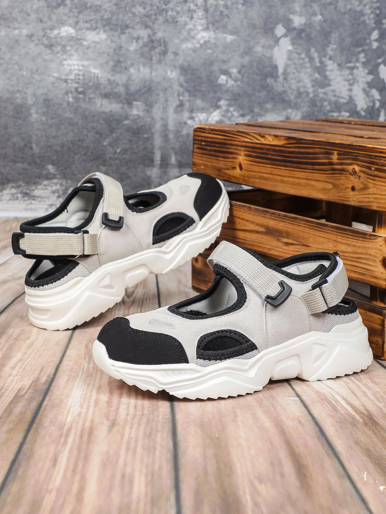 Women's Casual Sports Shoes - Image 14