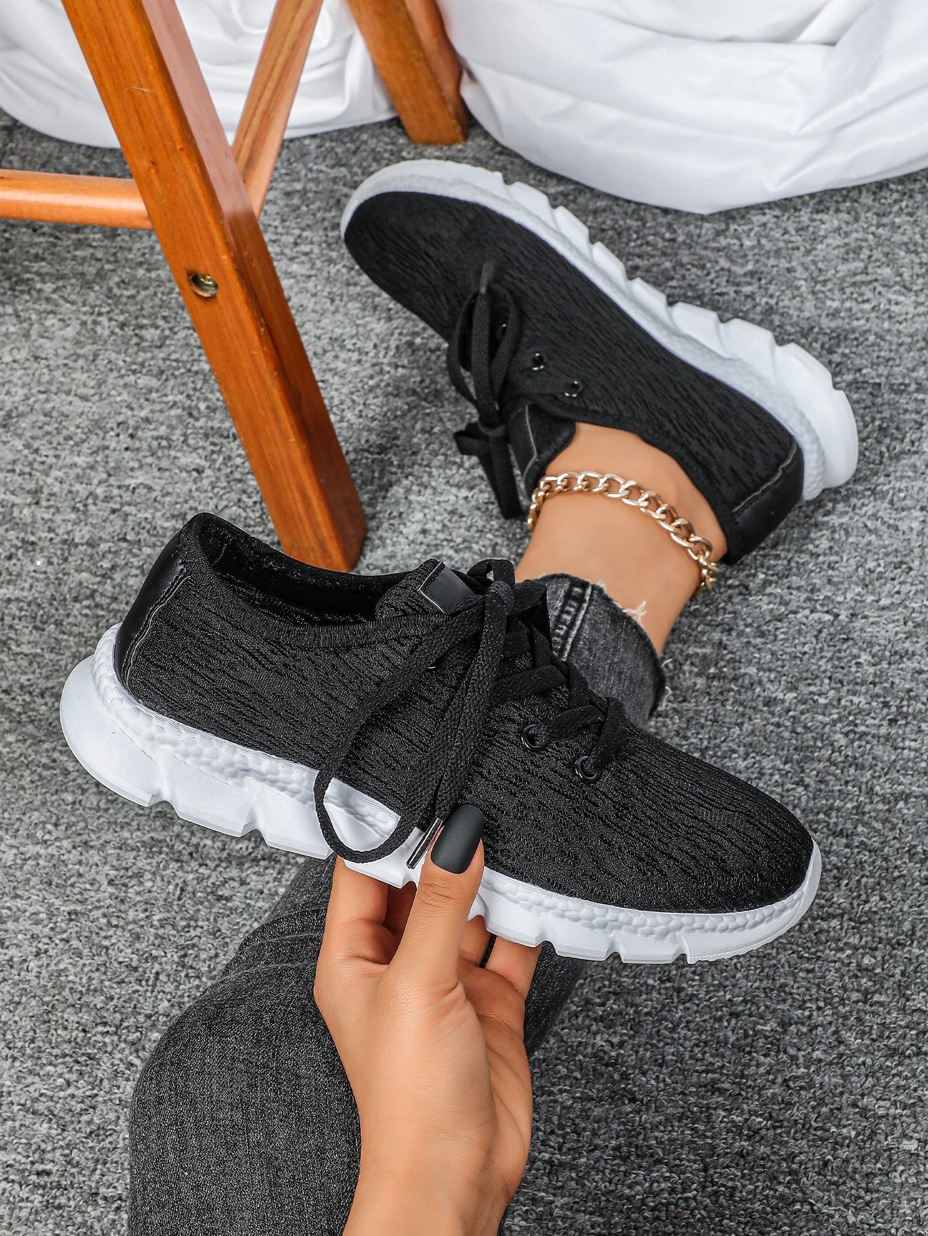 Unisex Casual Sports Shoes - Image 14