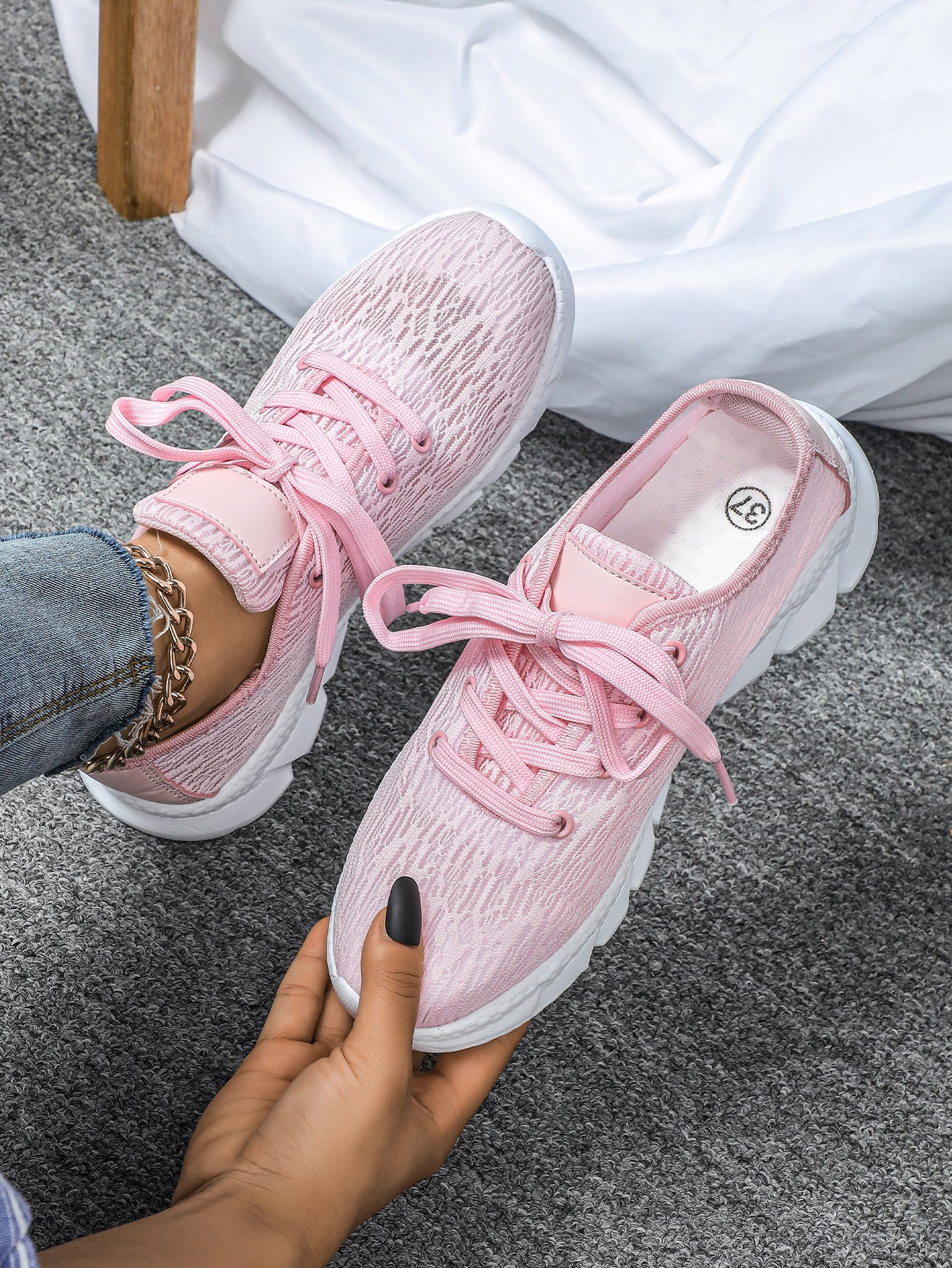 Unisex Casual Sports Shoes - Image 2
