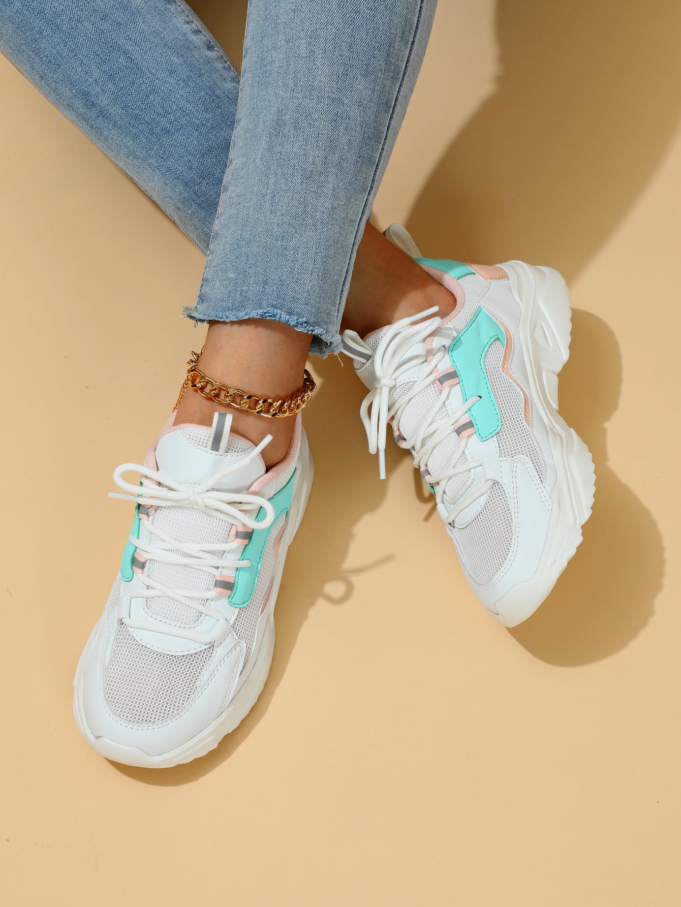 Color-blocked Platform Women's Casual Sneakers - Image 2