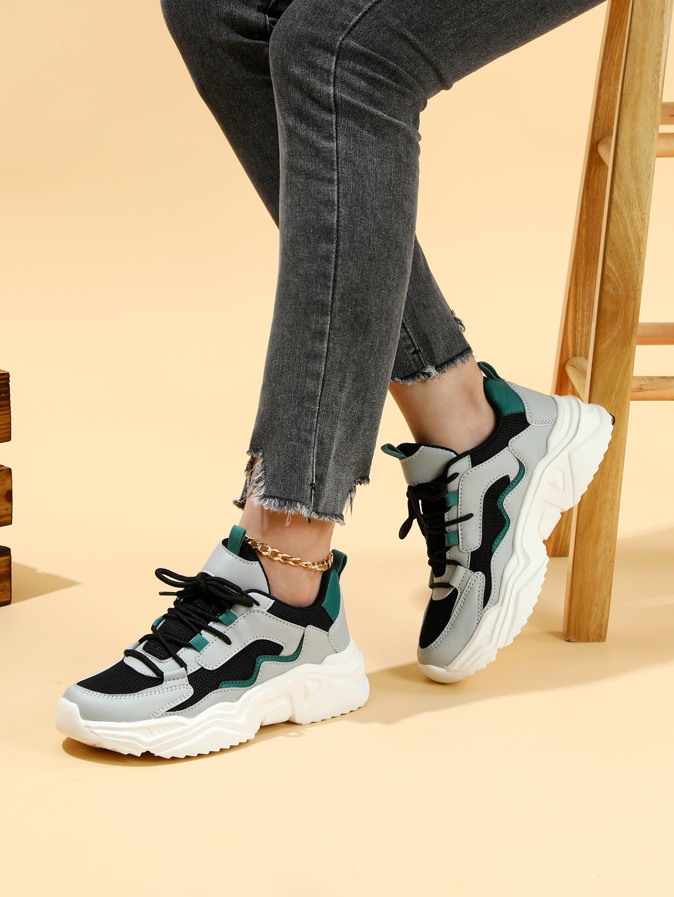 Color-blocked Platform Women's Casual Sneakers - Image 7
