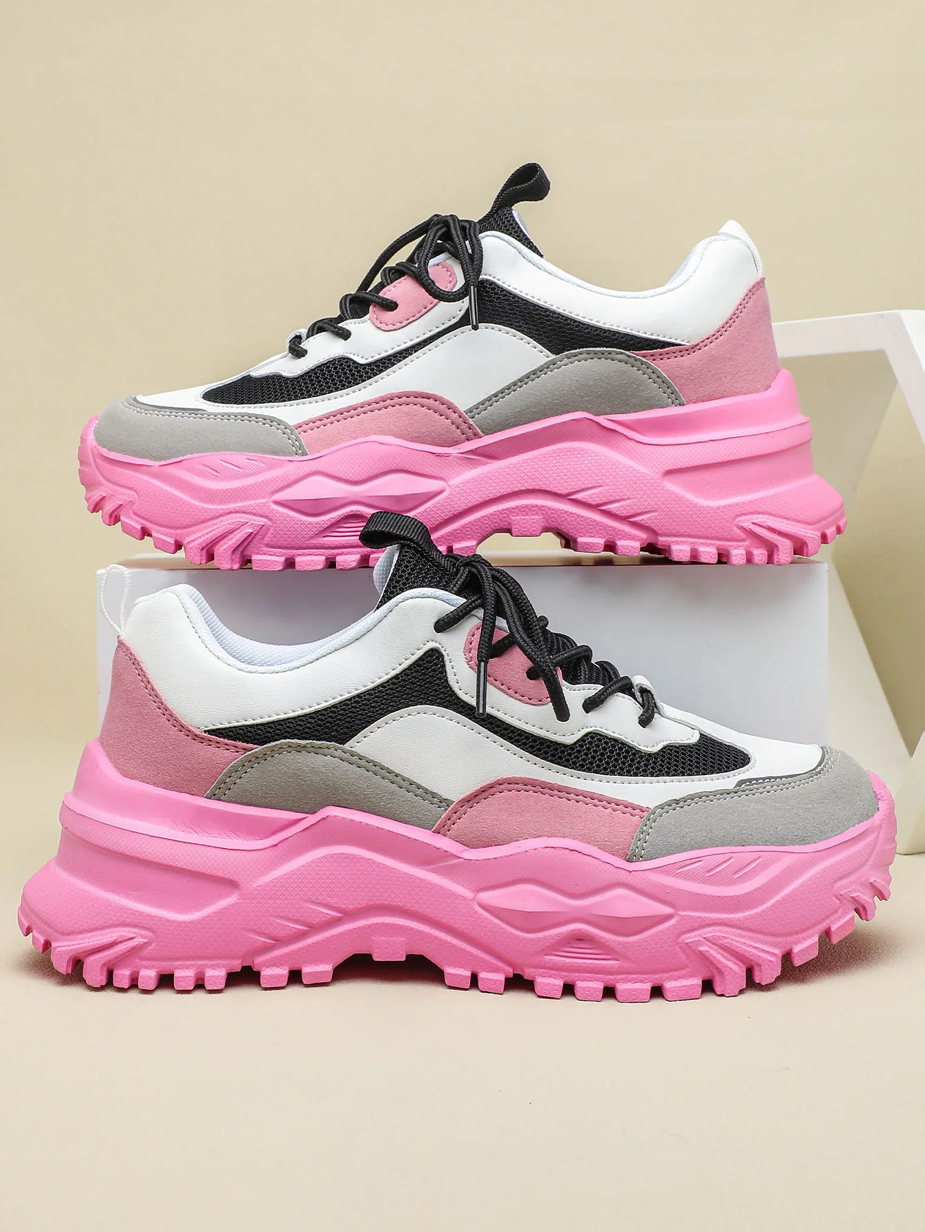 Color-blocked Platform Women's Casual Sneakers - Image 3