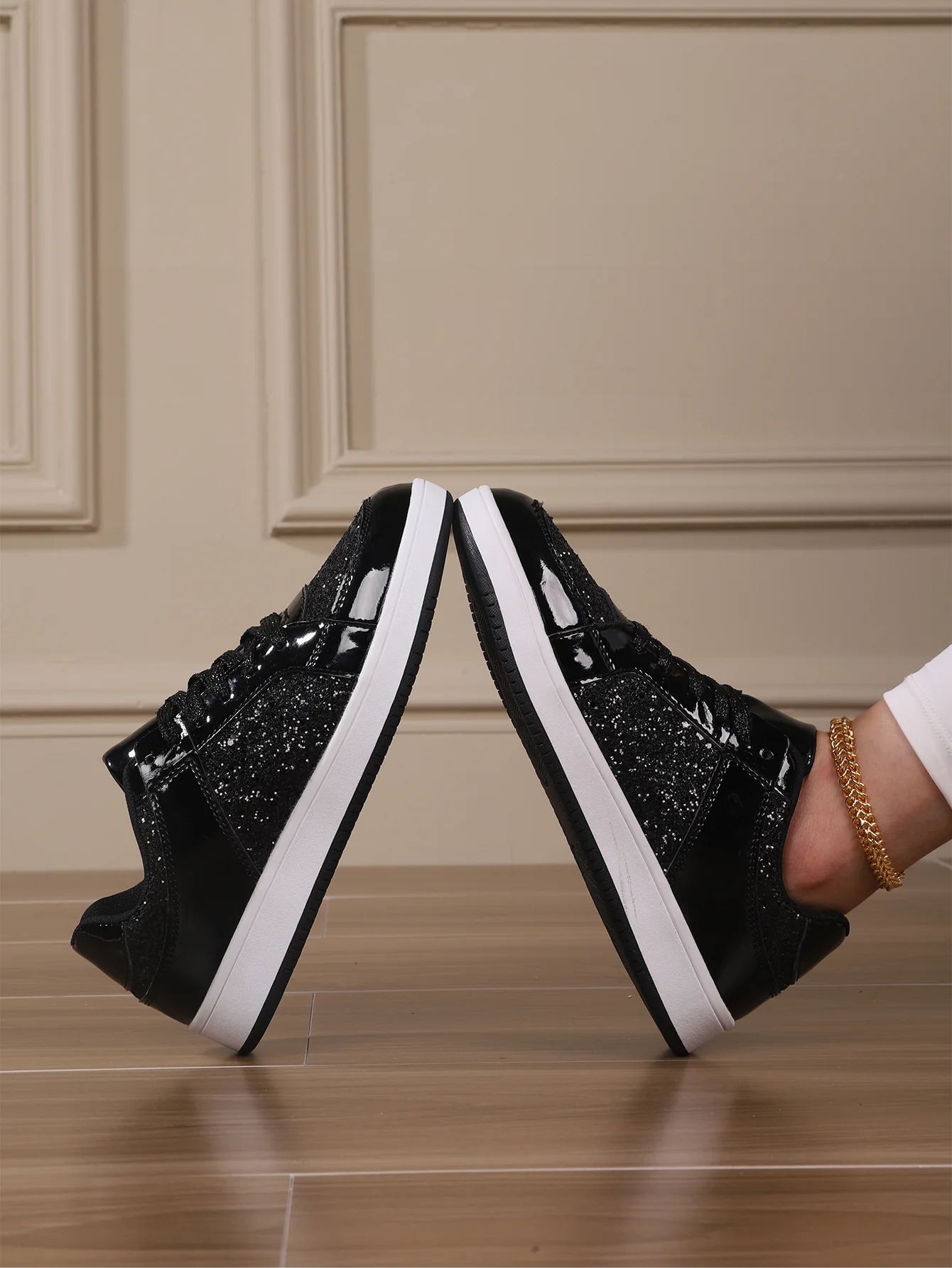 Sequined Women's Sneakers - Image 11