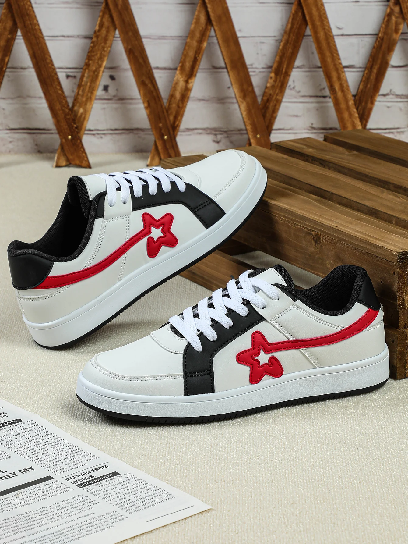Color-blocked Unisex Casual Sneakers - Image 2
