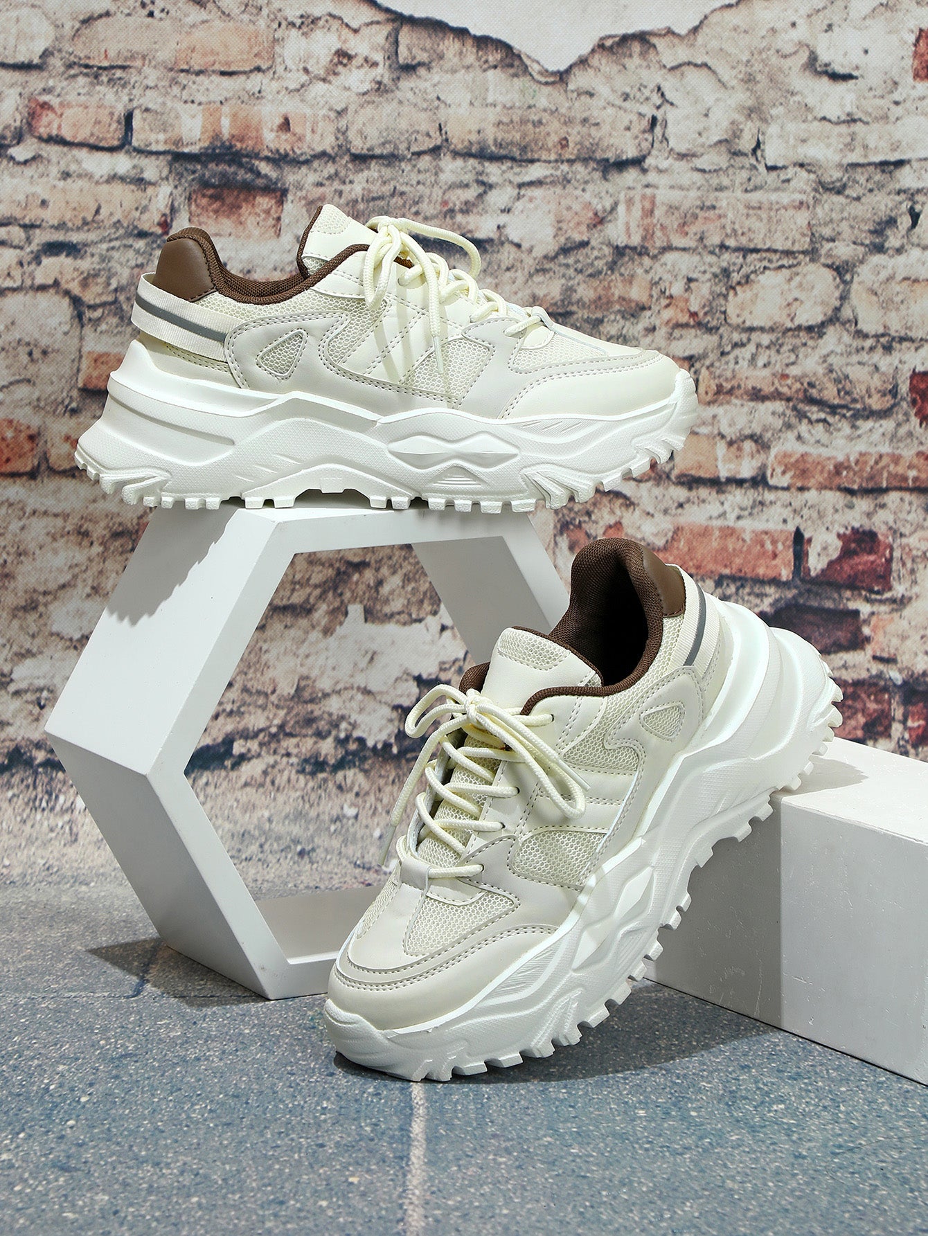 Unisex Casual Sports Shoes - Image 4