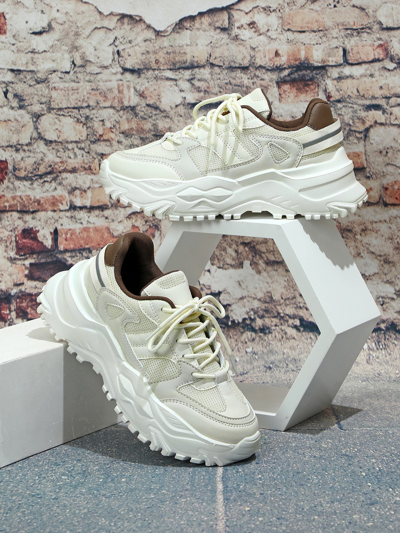 Unisex Casual Sports Shoes - Image 6