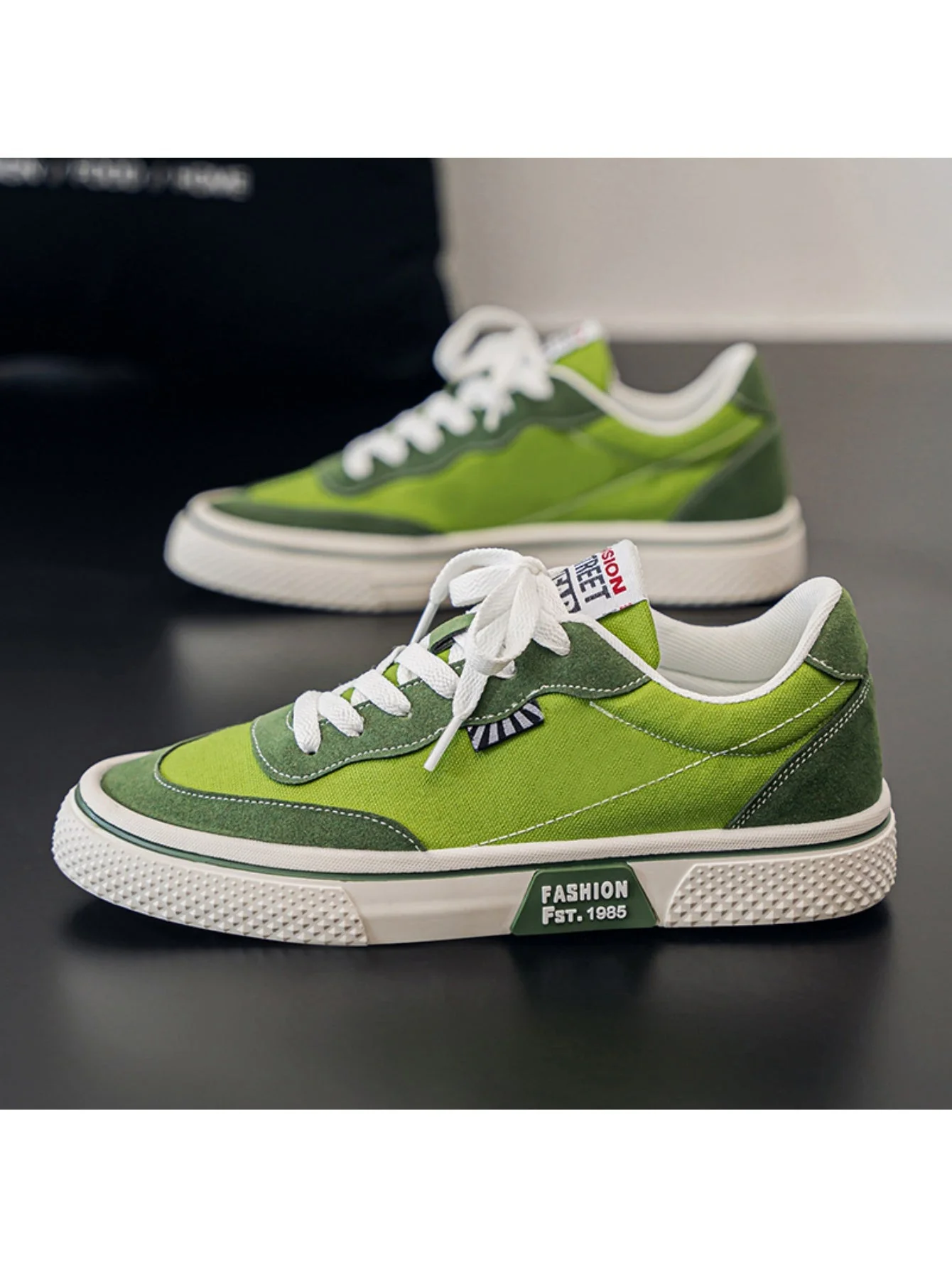 Liber Four Seasons Colorblock Men's Casual Sports Shoes - Image 3