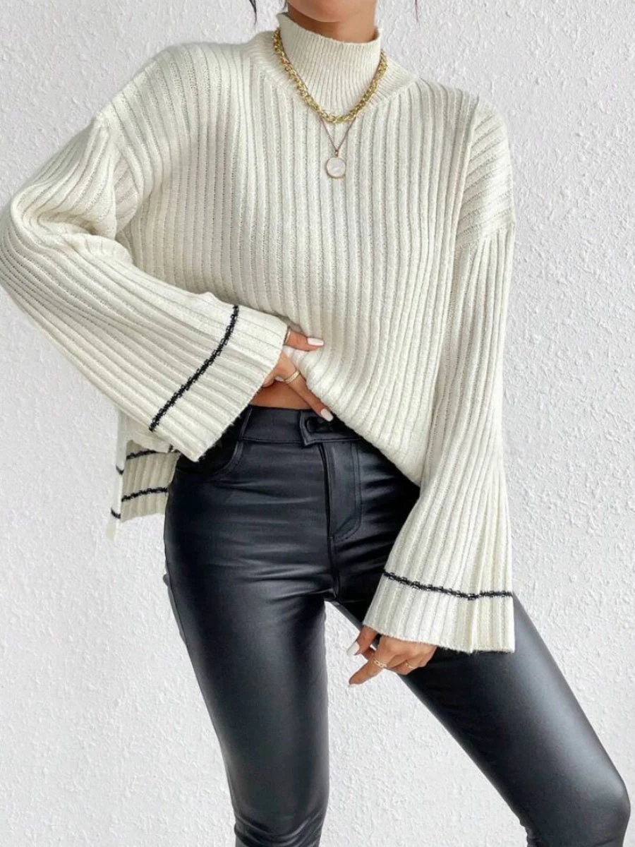 Liber Autumn Women's Contrasting colors Flared sleeves Turtleneck Sweaters - Image 6