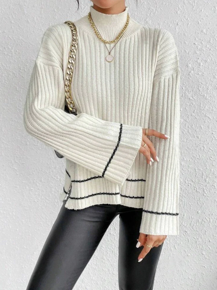 Liber Autumn Women's Contrasting colors Flared sleeves Turtleneck Sweaters - Image 7