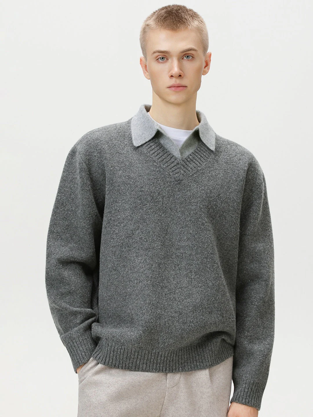 Fake two-piece lapel sweater - Image 2
