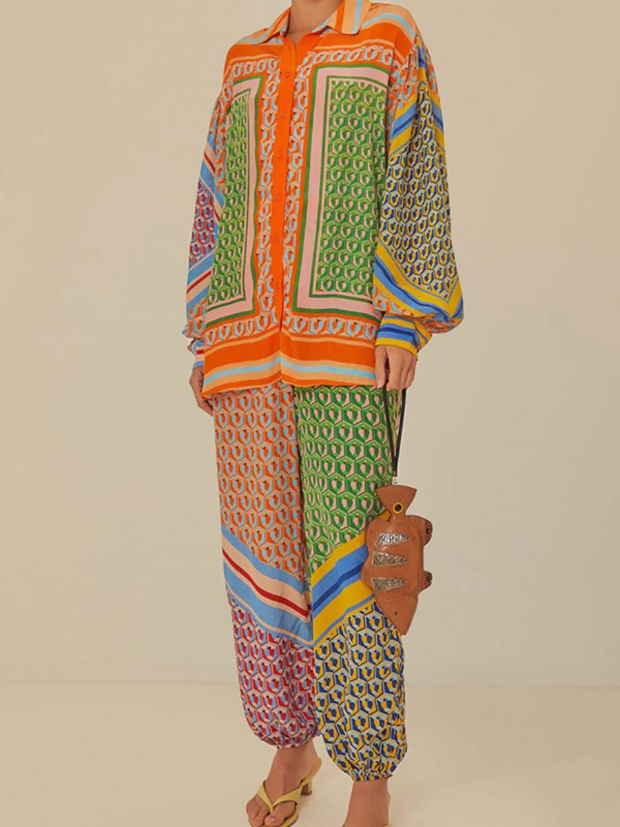 Geometric Pattern Cover-up Long-sleeved T-shirt Jogger Pants Set 2-piece Sets