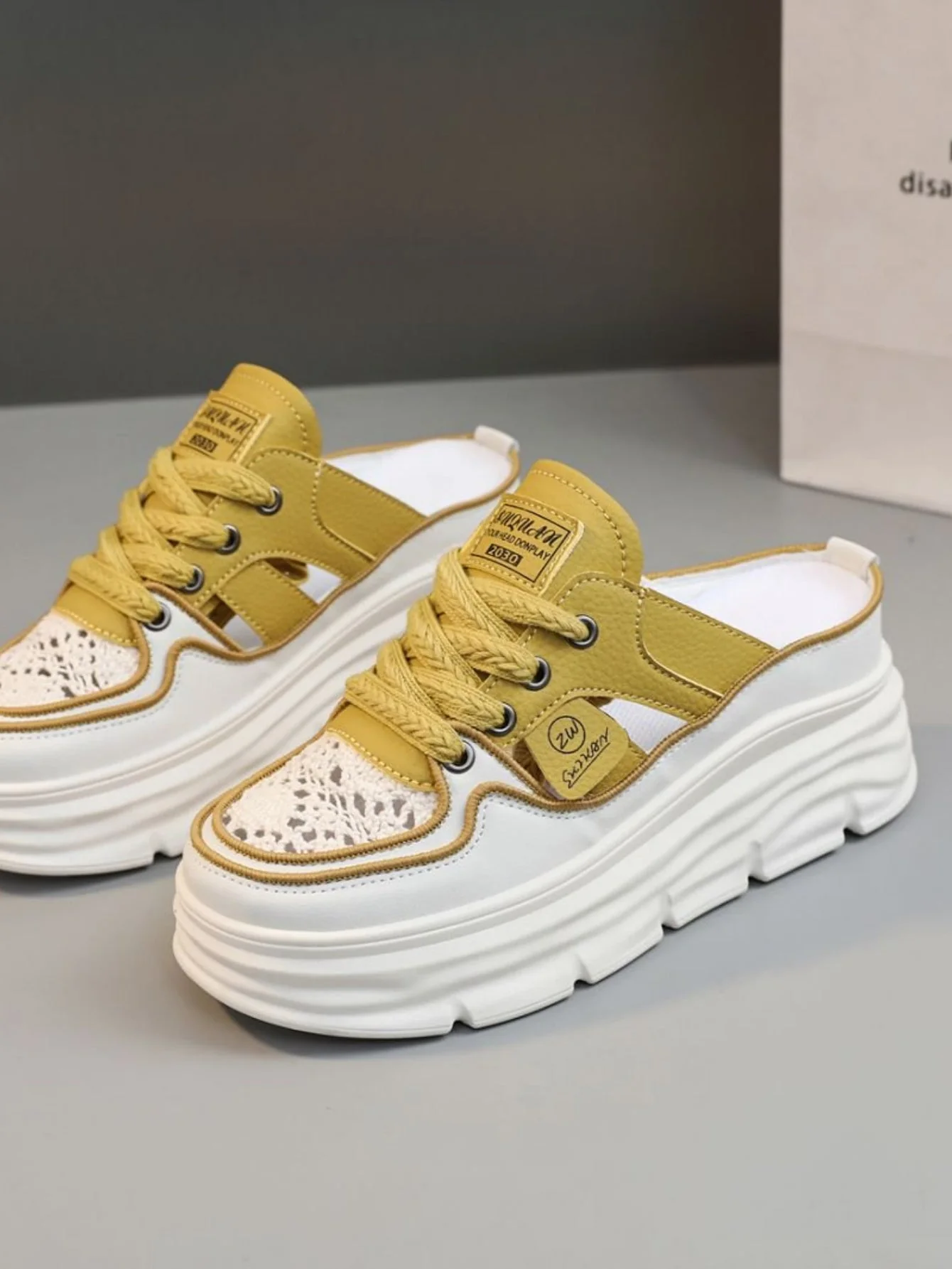 Women's Casual Thick-soled Sneakers - Image 4