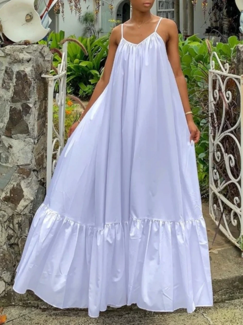 Sleeveless Halter Maxi Dress - Image 2