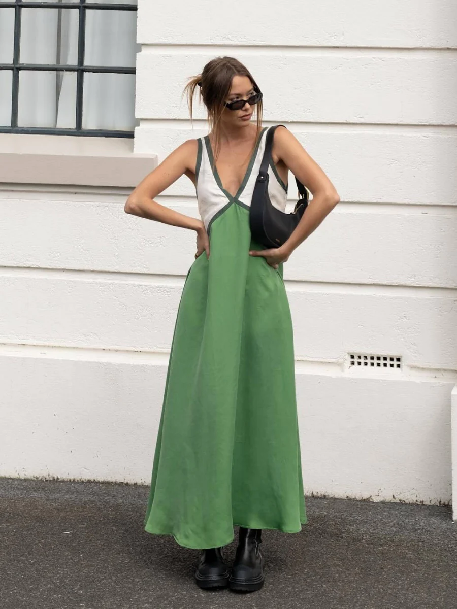 V-neck Sleeveless Color-blocked Maxi Dress - Image 11
