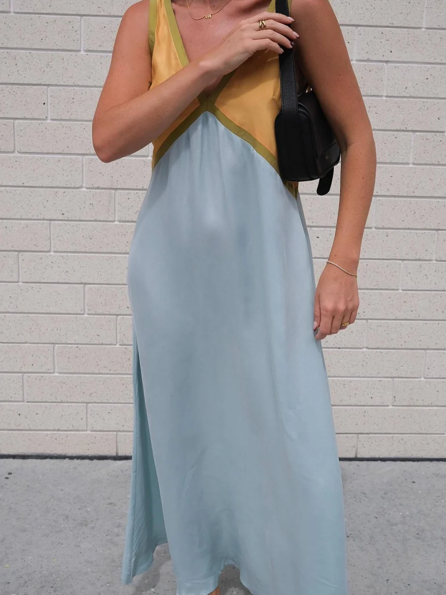 V-neck Sleeveless Color-blocked Maxi Dress - Image 5