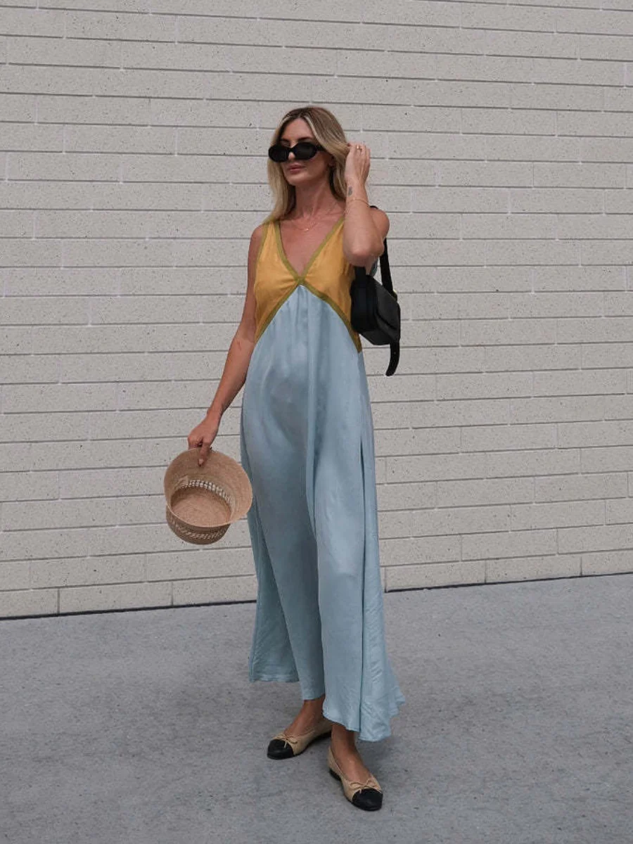 V-neck Sleeveless Color-blocked Maxi Dress - Image 7