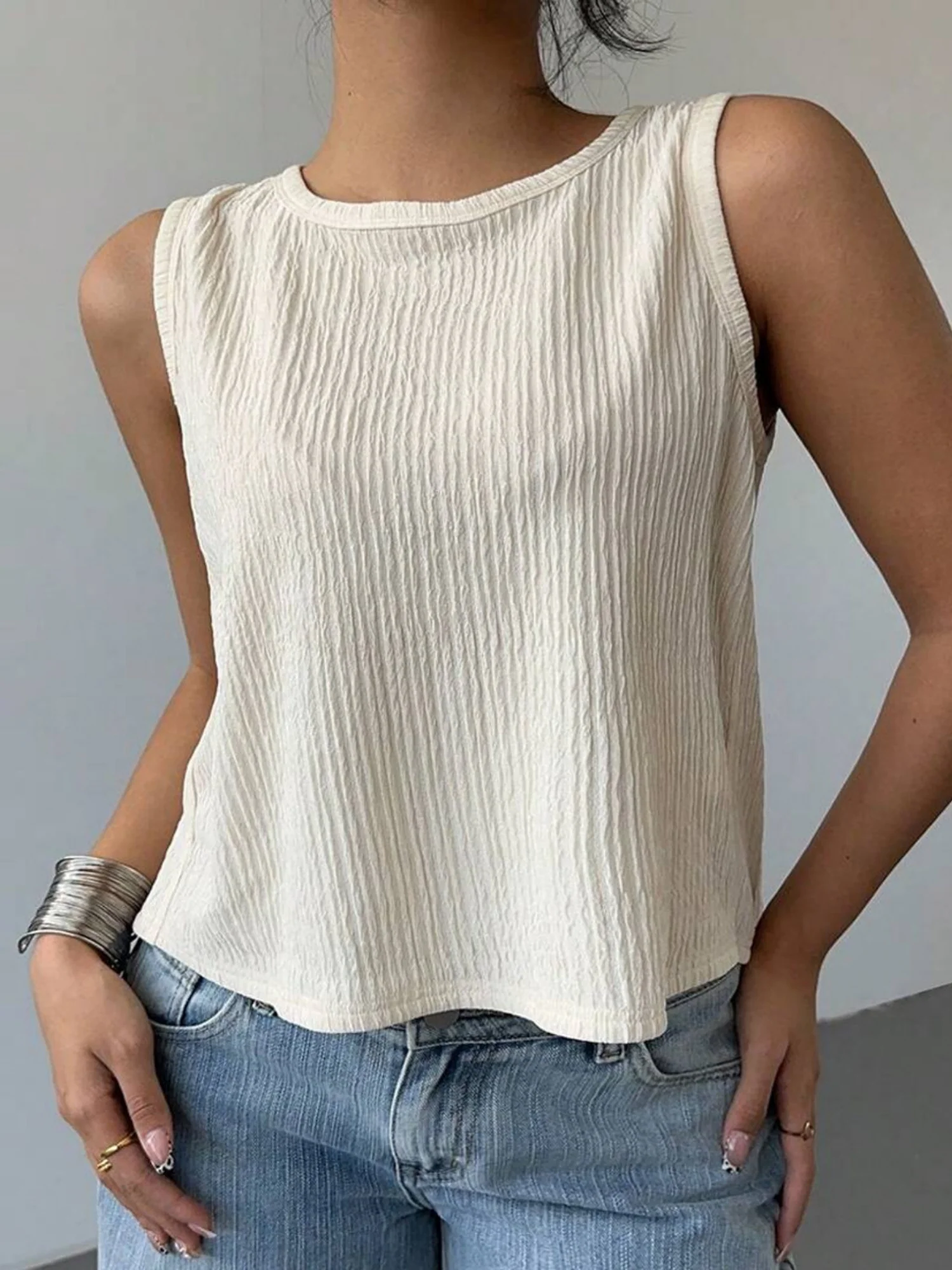 Bow Color-blocked Backless Round Neck Sleeveless Tank Tops - Image 3