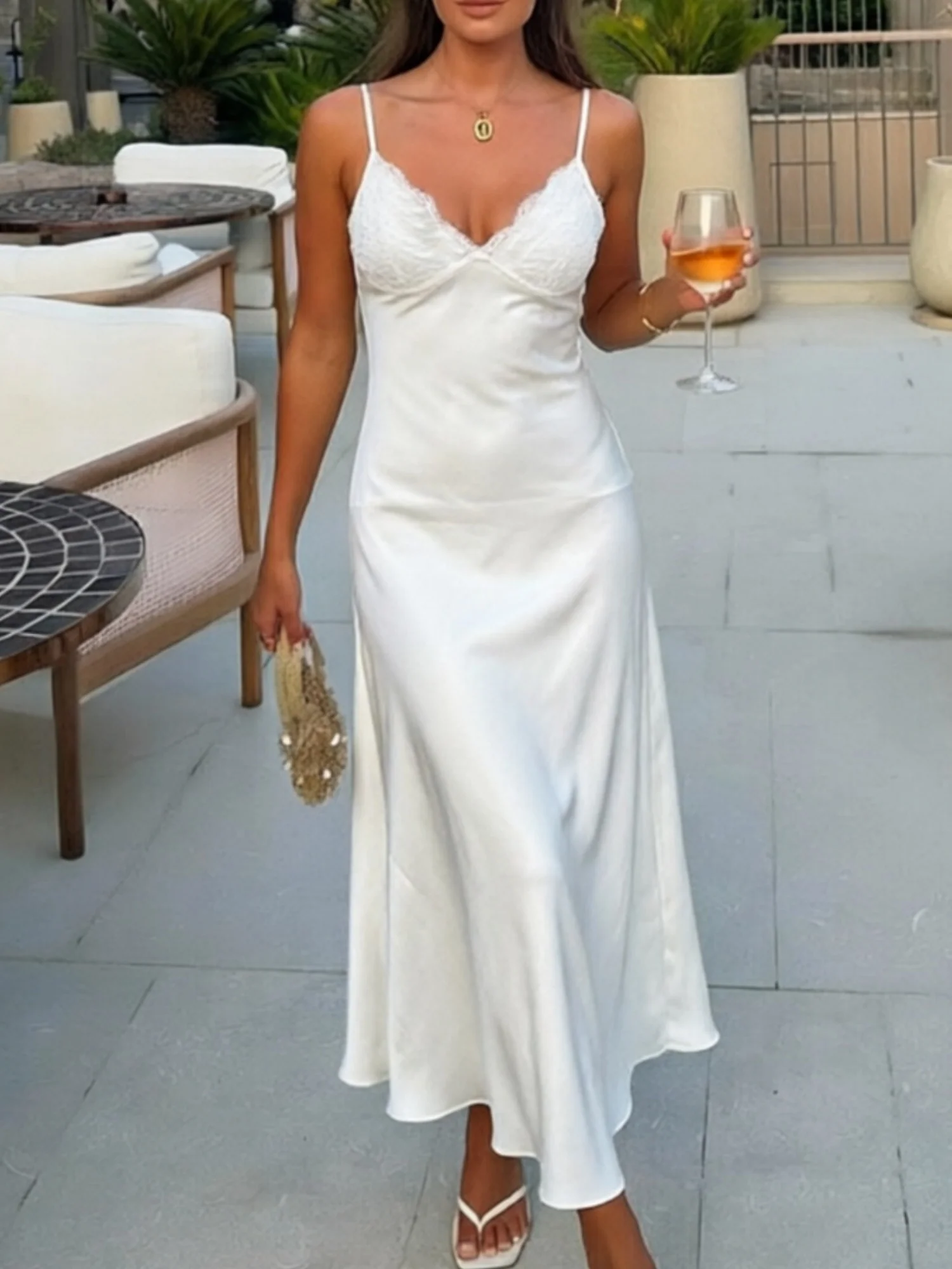 Lace Patchwork V-neck Backless Maxi Dresses - Image 9