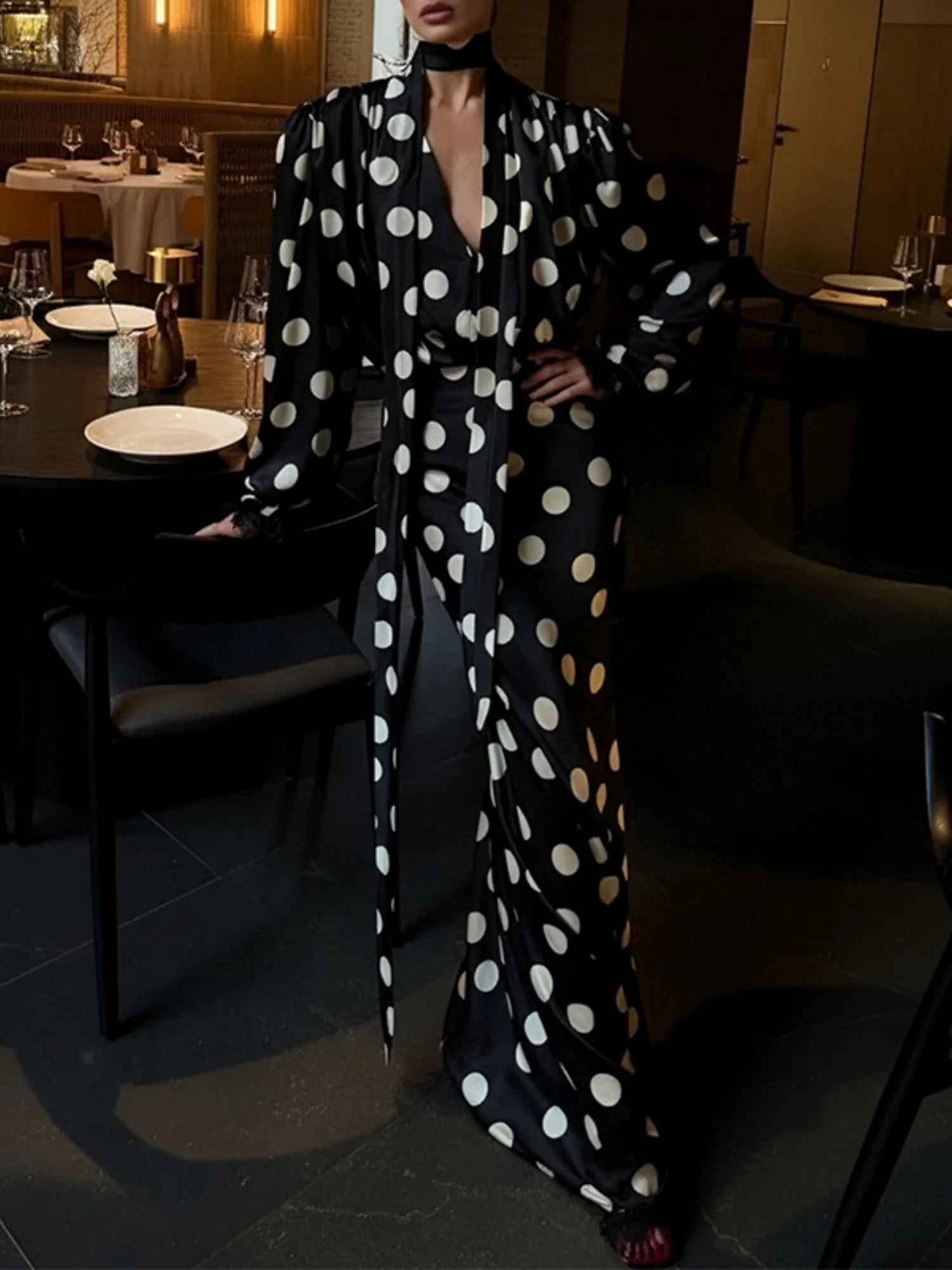 Polka Dots V-neck Puff Sleeves Waist Shaping Maxi Dresses - Image 7