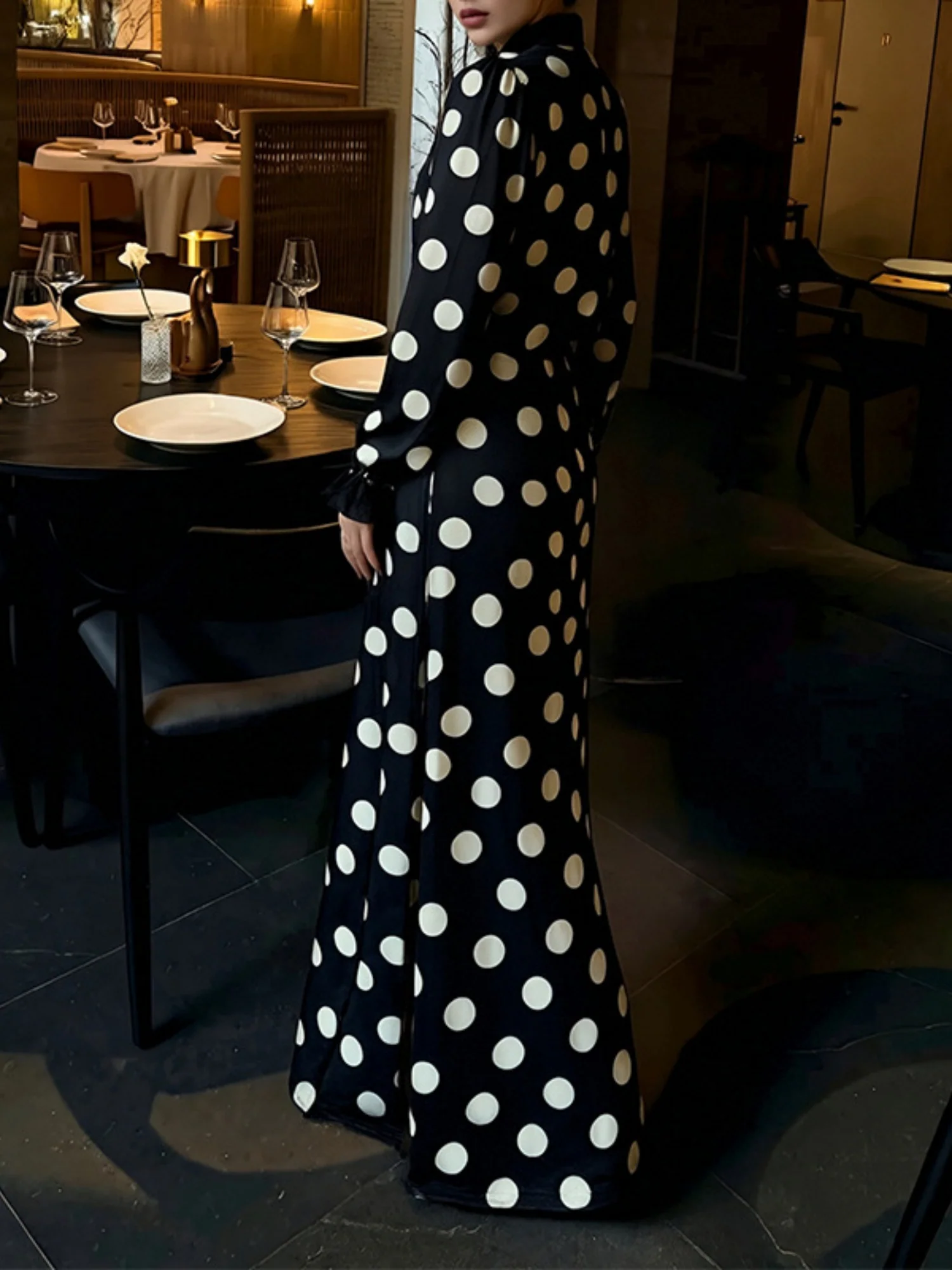 Polka Dots V-neck Puff Sleeves Waist Shaping Maxi Dresses - Image 8