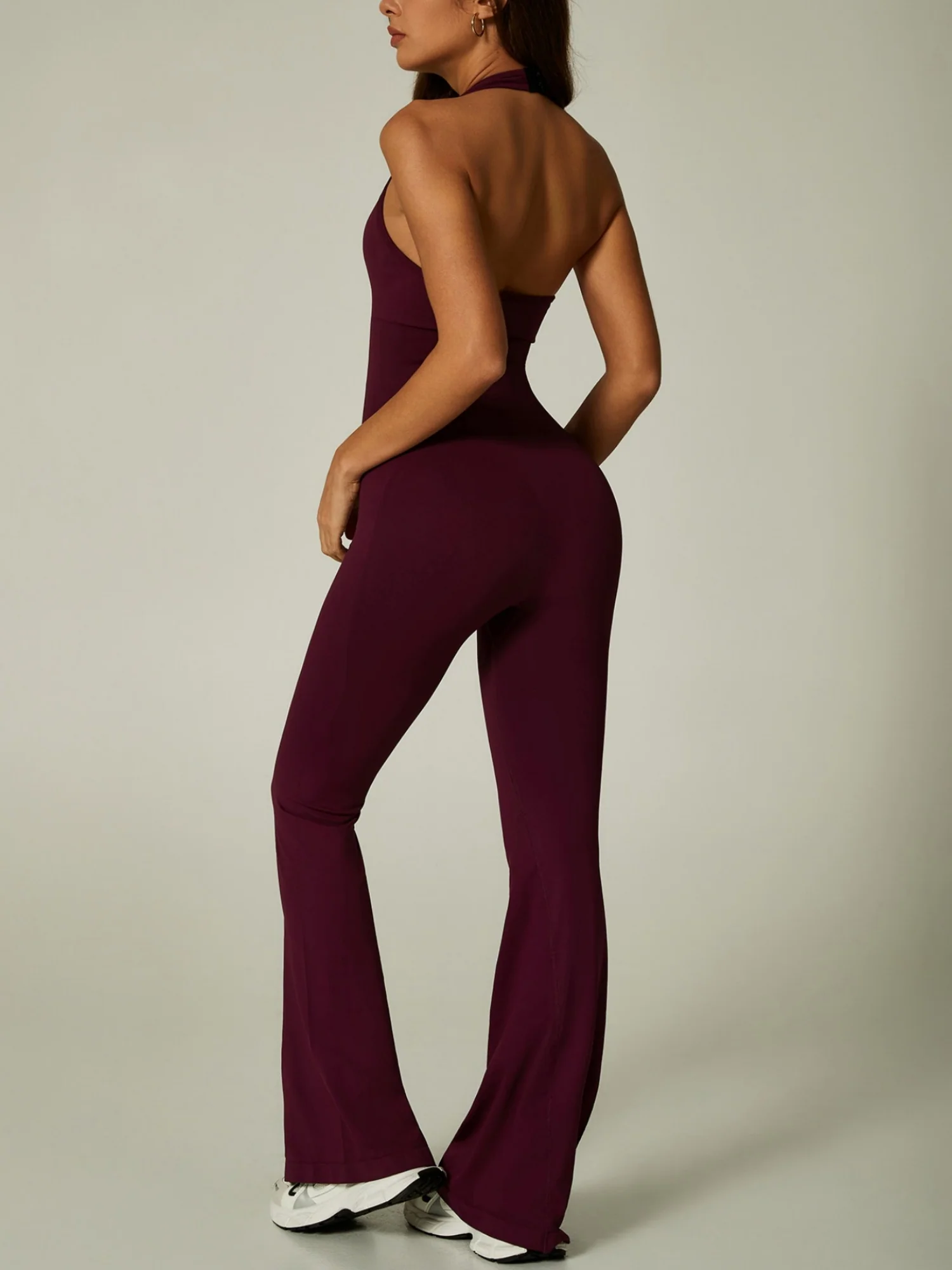 Seamless Halter Neck And Backless Flared Pants Exercise And Fitness Yoga Jumpsuits - Image 2