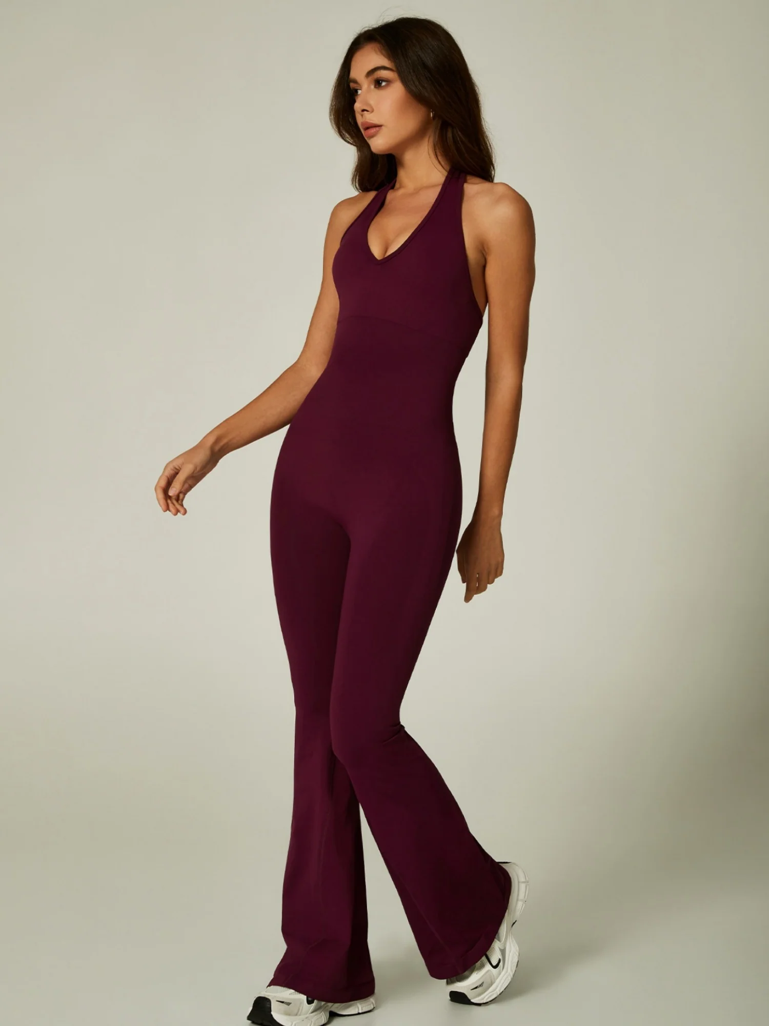 Seamless Halter Neck And Backless Flared Pants Exercise And Fitness Yoga Jumpsuits - Image 3