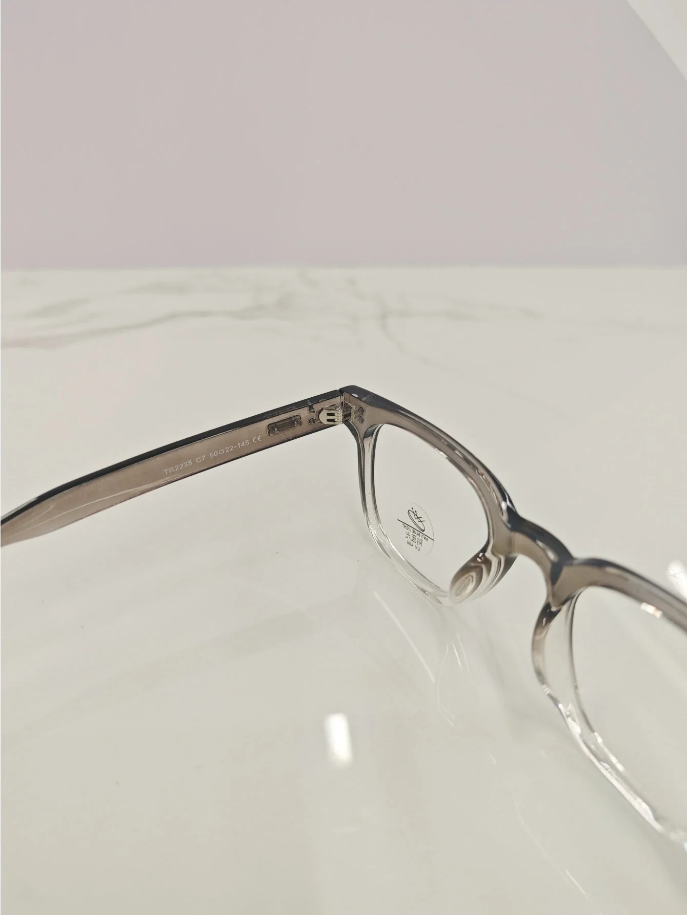 Solid Color Semi-transparent Eyeglasses - Image 14
