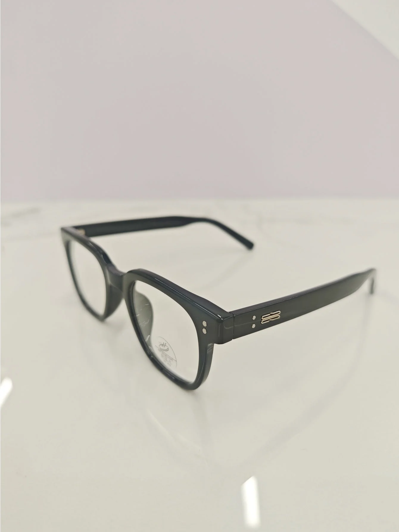 Solid Color Semi-transparent Eyeglasses - Image 7