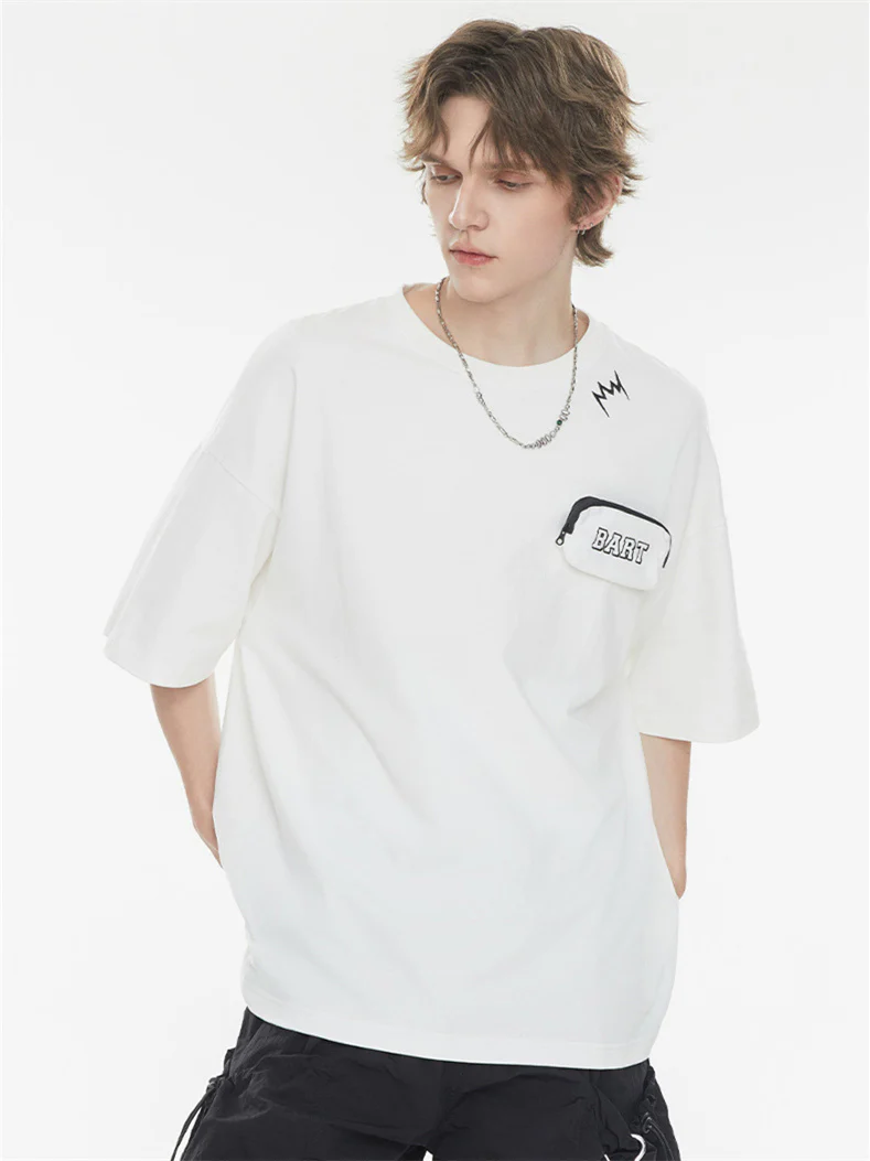 Black And Pink Color-blocked Short-sleeved T-shirt With Detachable Pockets - Image 13