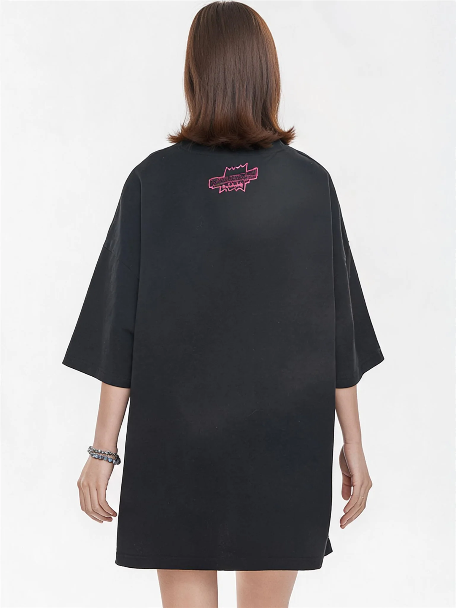 Black And Pink Color-blocked Short-sleeved T-shirt With Detachable Pockets - Image 8
