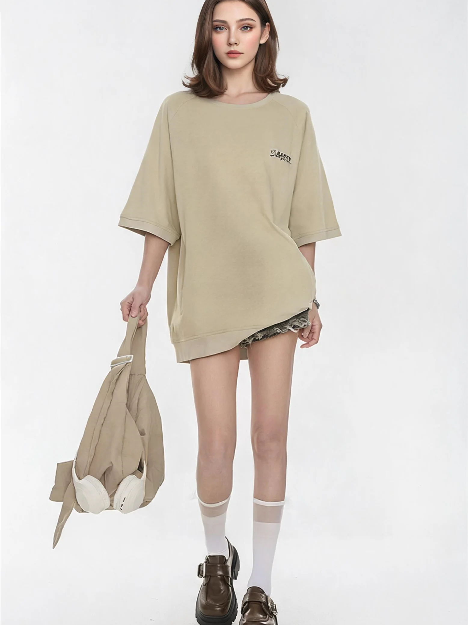 Raglan Sleeve Small Letter Loose Three-quarter Sleeve T-shirt - Image 3