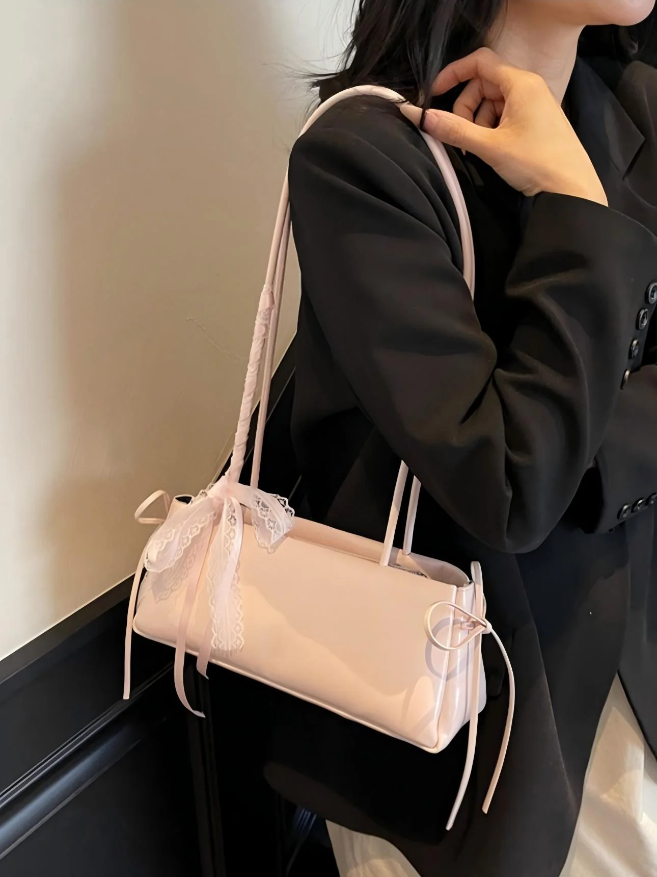 Simple Ballet-style Baguette Shoulder Bag - Image 5