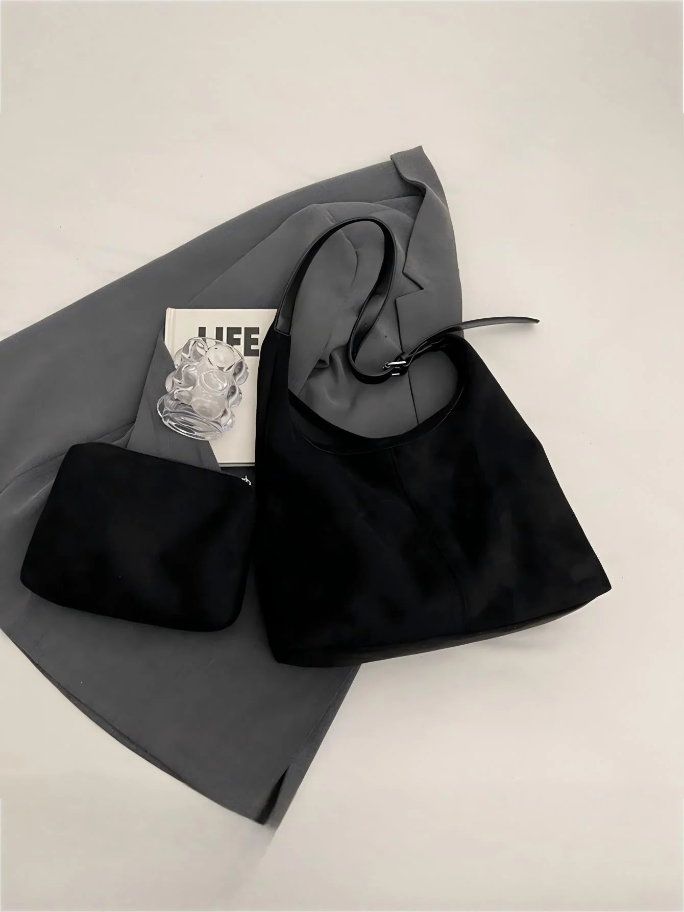 Large Capacity Suede Shoulder Bag - Image 4