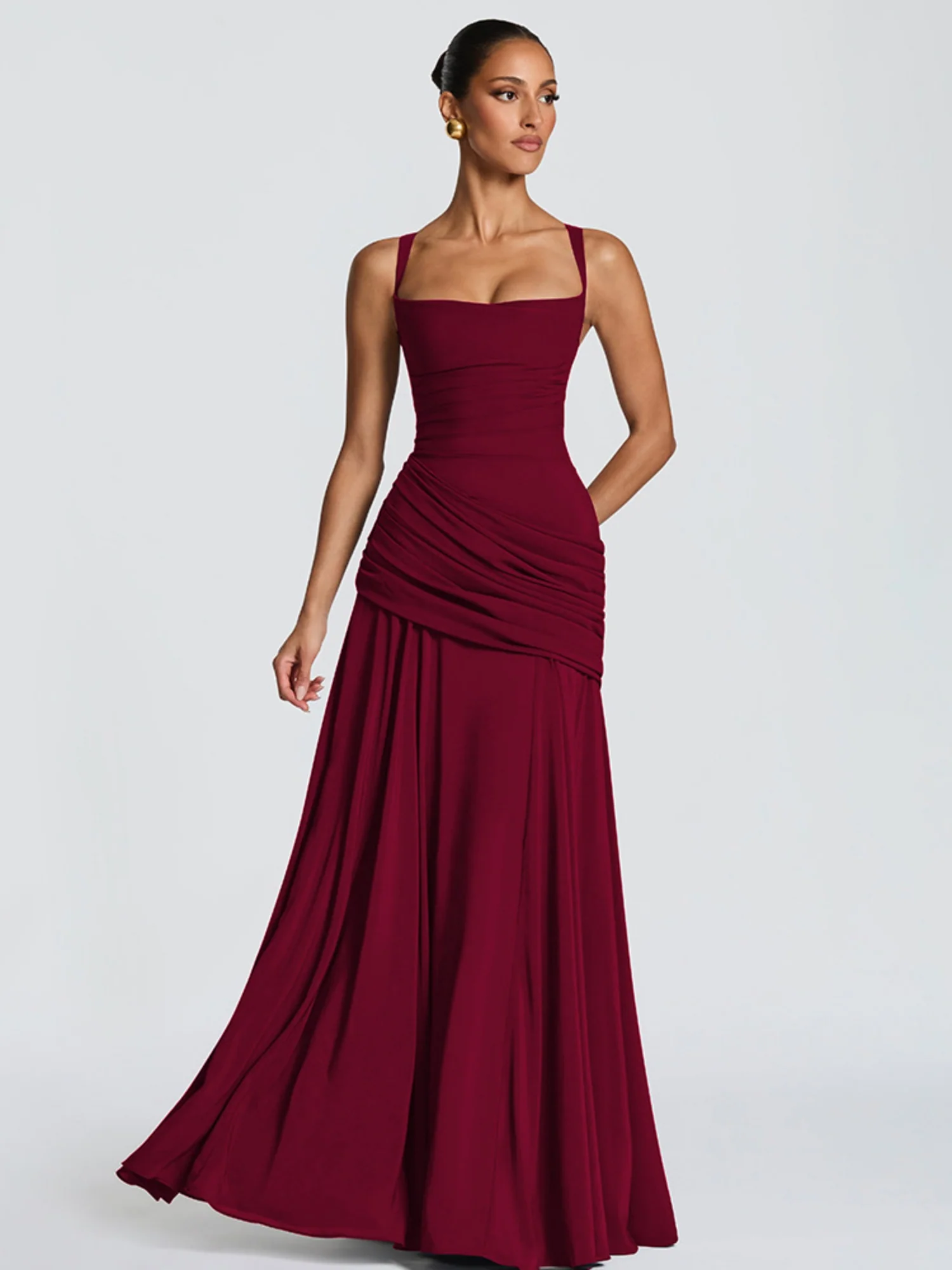 Pleated Waist-cinching And Backless Fish Tail Low-cut Halter Top Maxi Dresses - Image 4